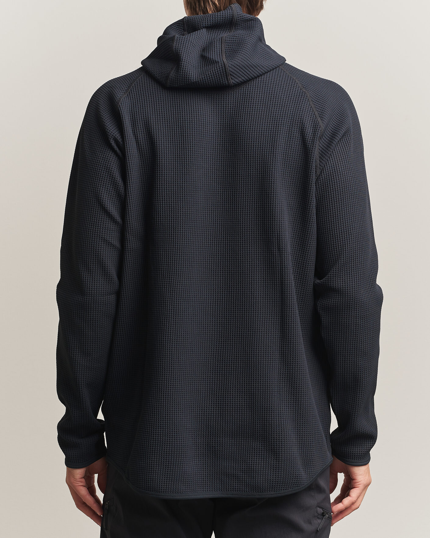 Men | Sweaters & Knitwear | Goldwin | WF Light Long Sleeve Hoodie Black