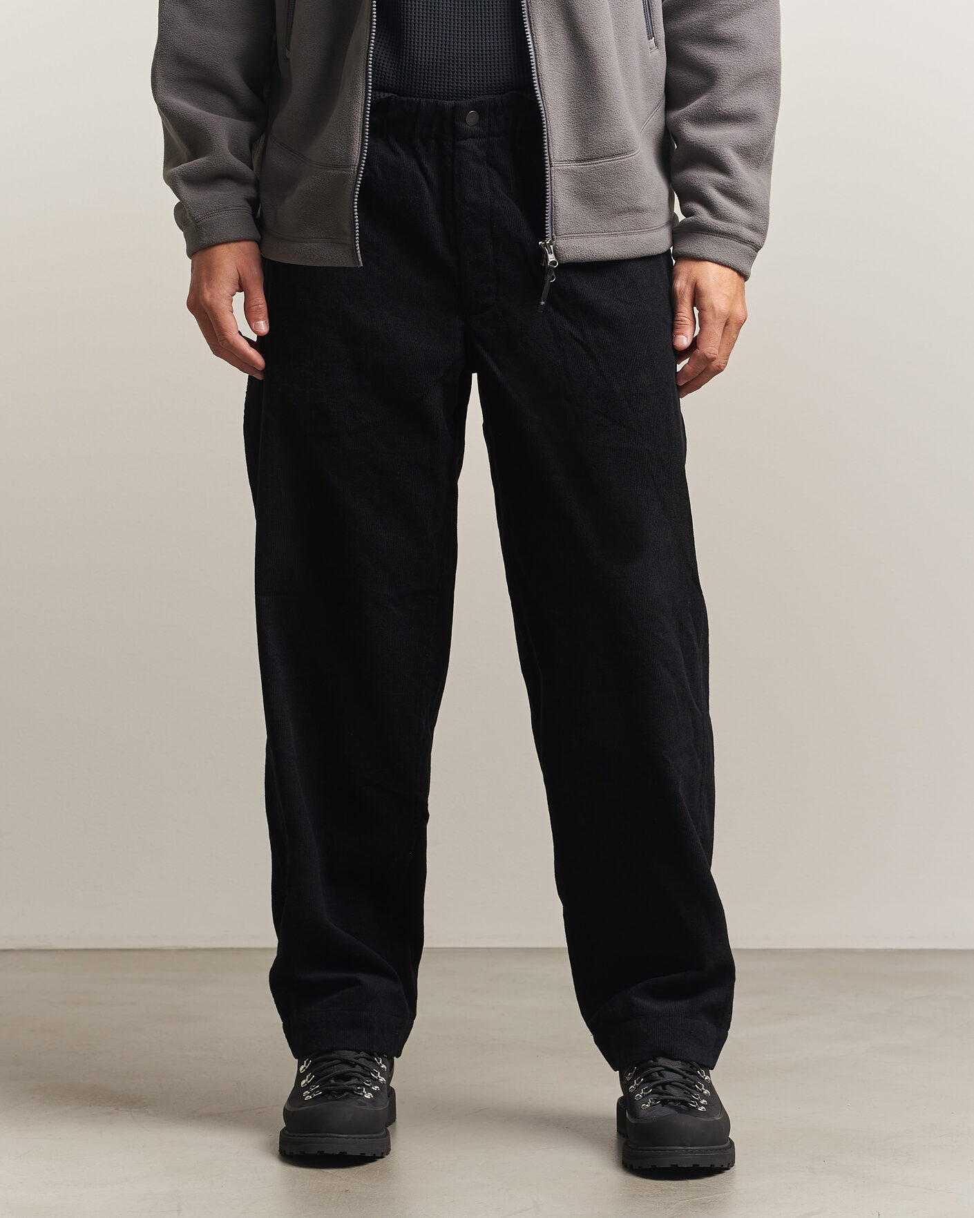 Men | Trousers | Goldwin | Corduroy Straight Pants Black