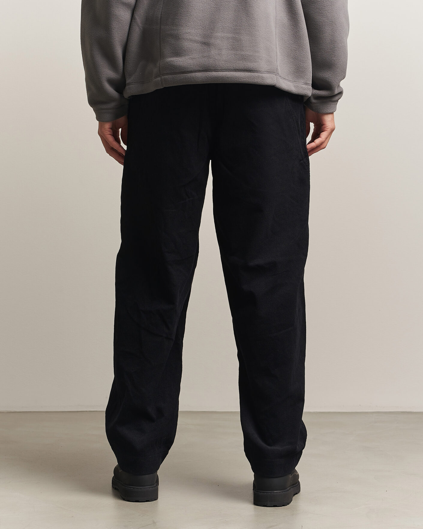 Men | Trousers | Goldwin | Corduroy Straight Pants Black
