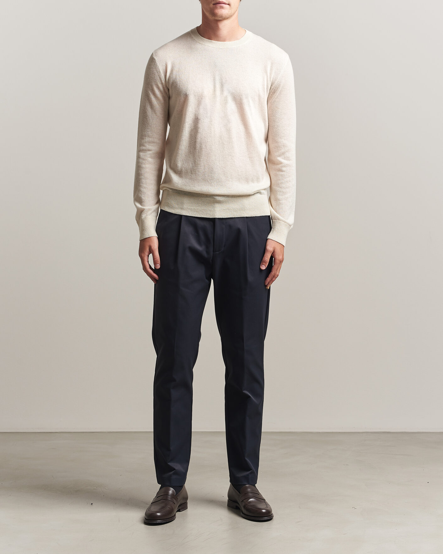 Men | Trousers | Herno | Pleated Technical Cotton Trousers Navy