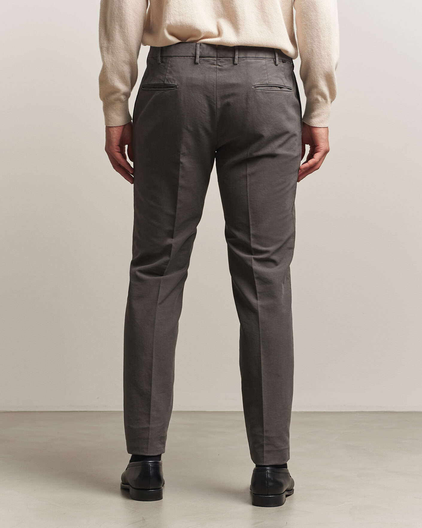 Men | Trousers | Incotex | Slim Fit Soft Cotton Stretch Chinos Dark Grey