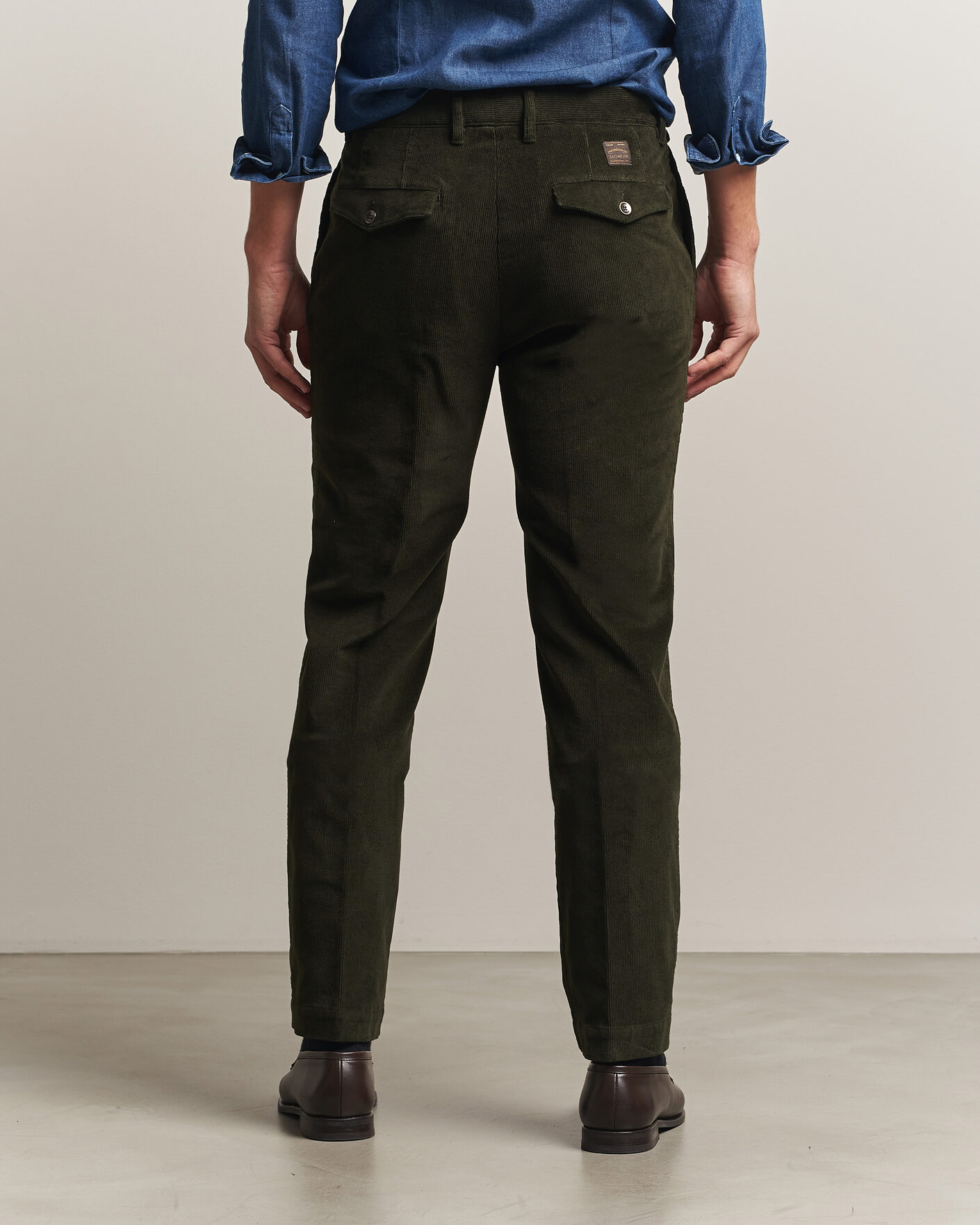 Men | Trousers | Incotex | Regular Fit Washed Corduroy Slacks Forest Green