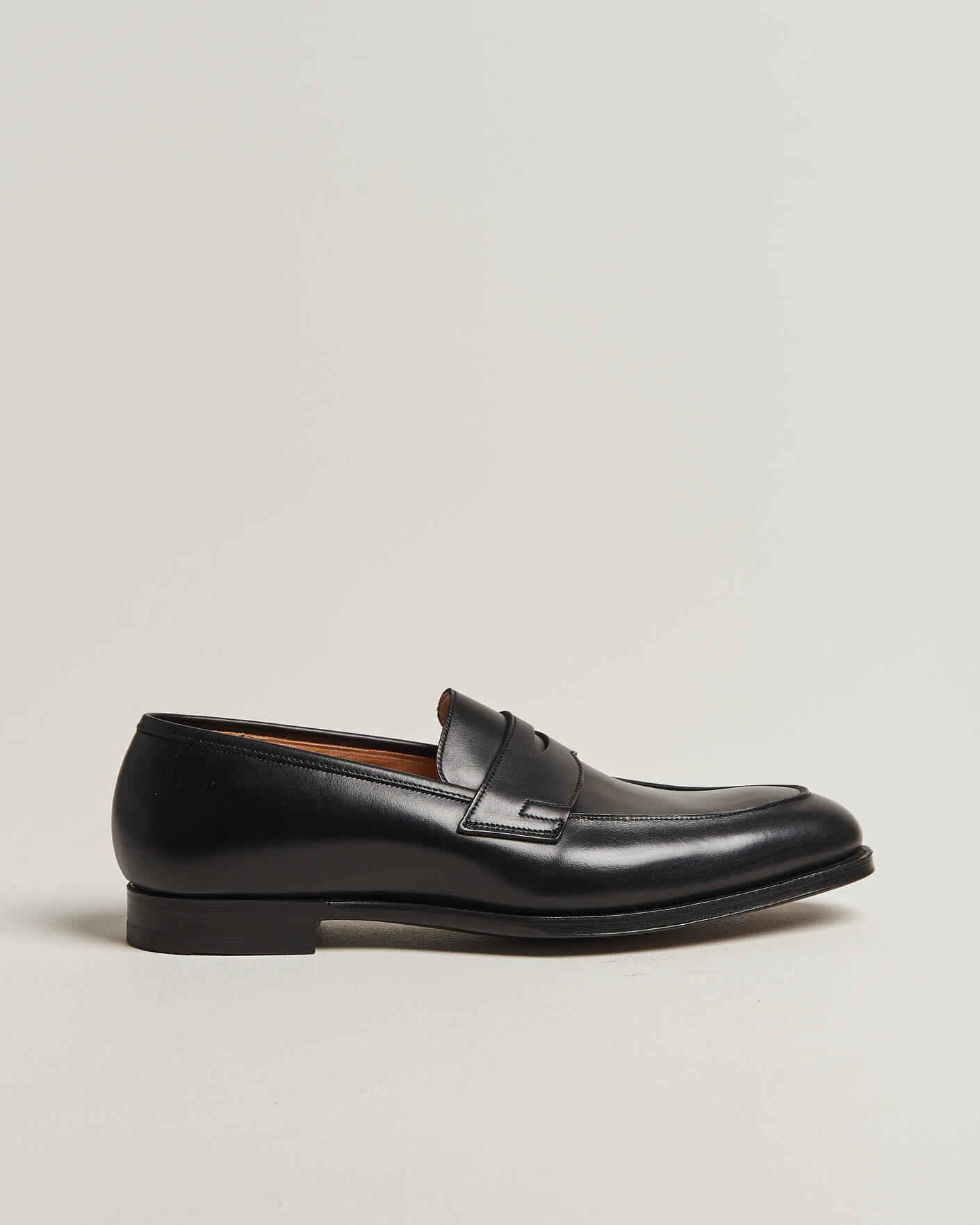 Men | Loafers | Crockett & Jones | Crawford Handgrade Penny Loafer Black Calf
