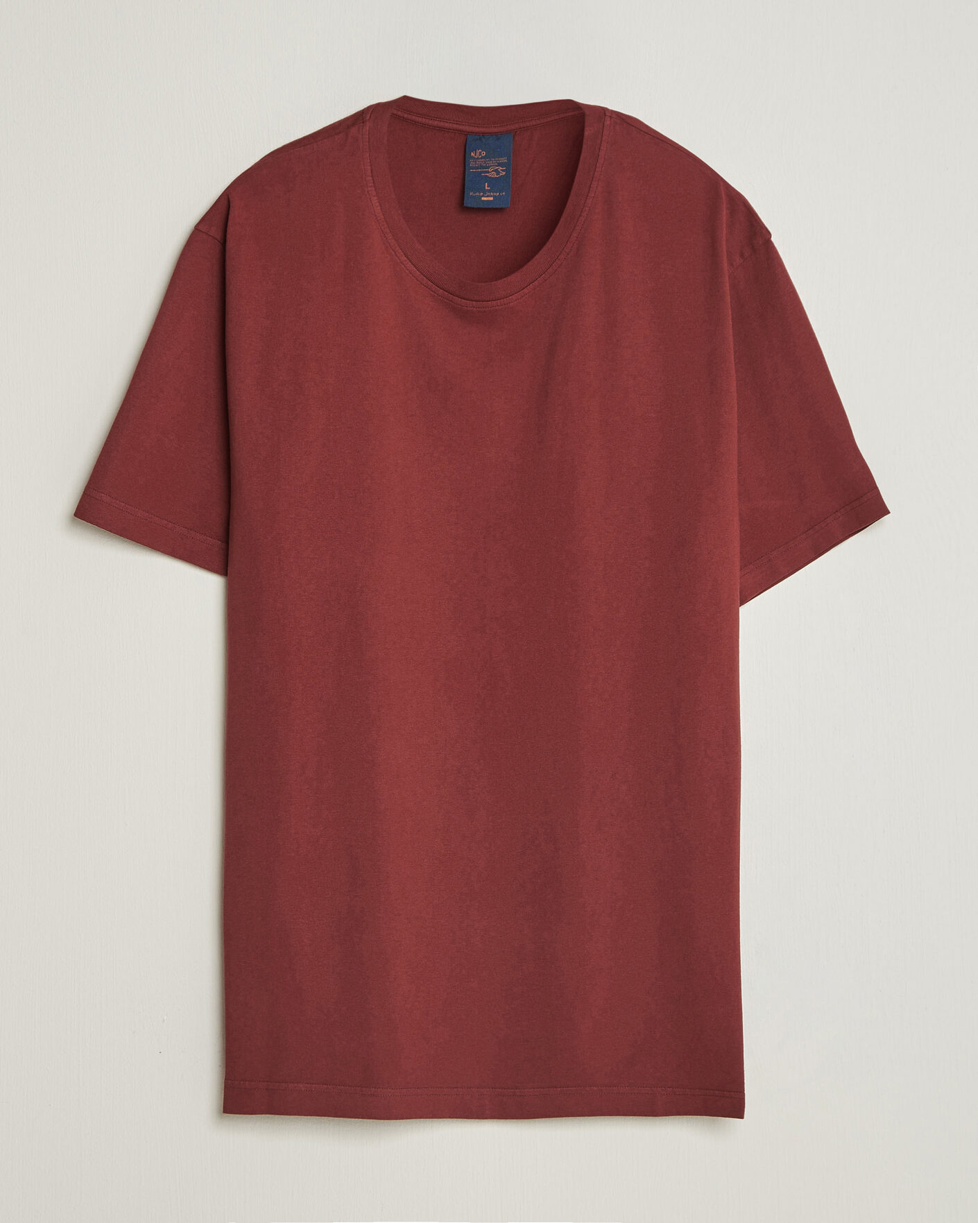 Men | T-Shirts | Nudie Jeans | Uno Everyday Crew Neck T-Shirt Burgundy