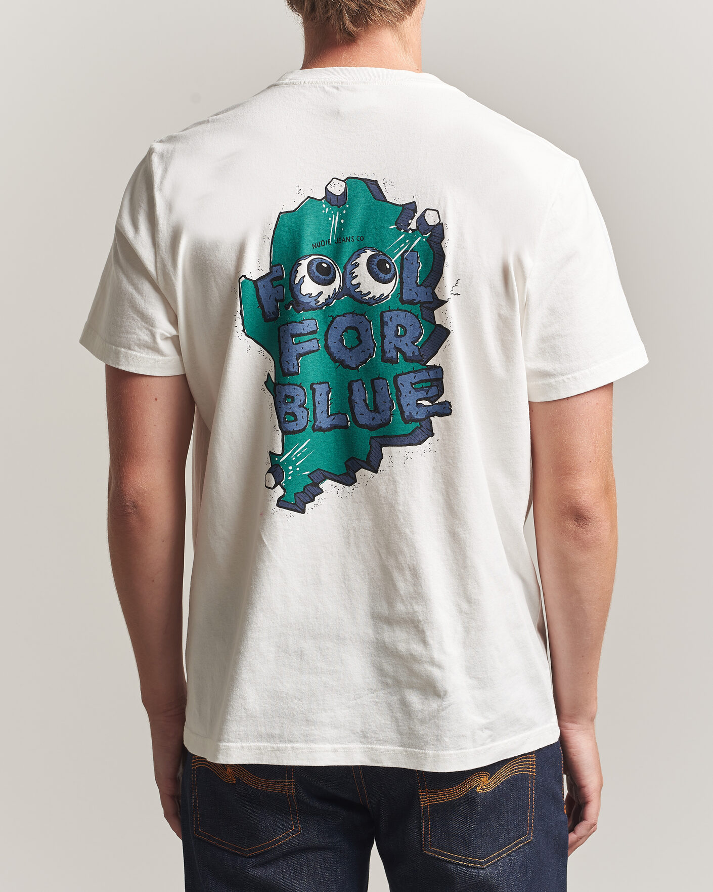 Men | T-Shirts | Nudie Jeans | Roy Wall Crack T-Shirt Chalk White