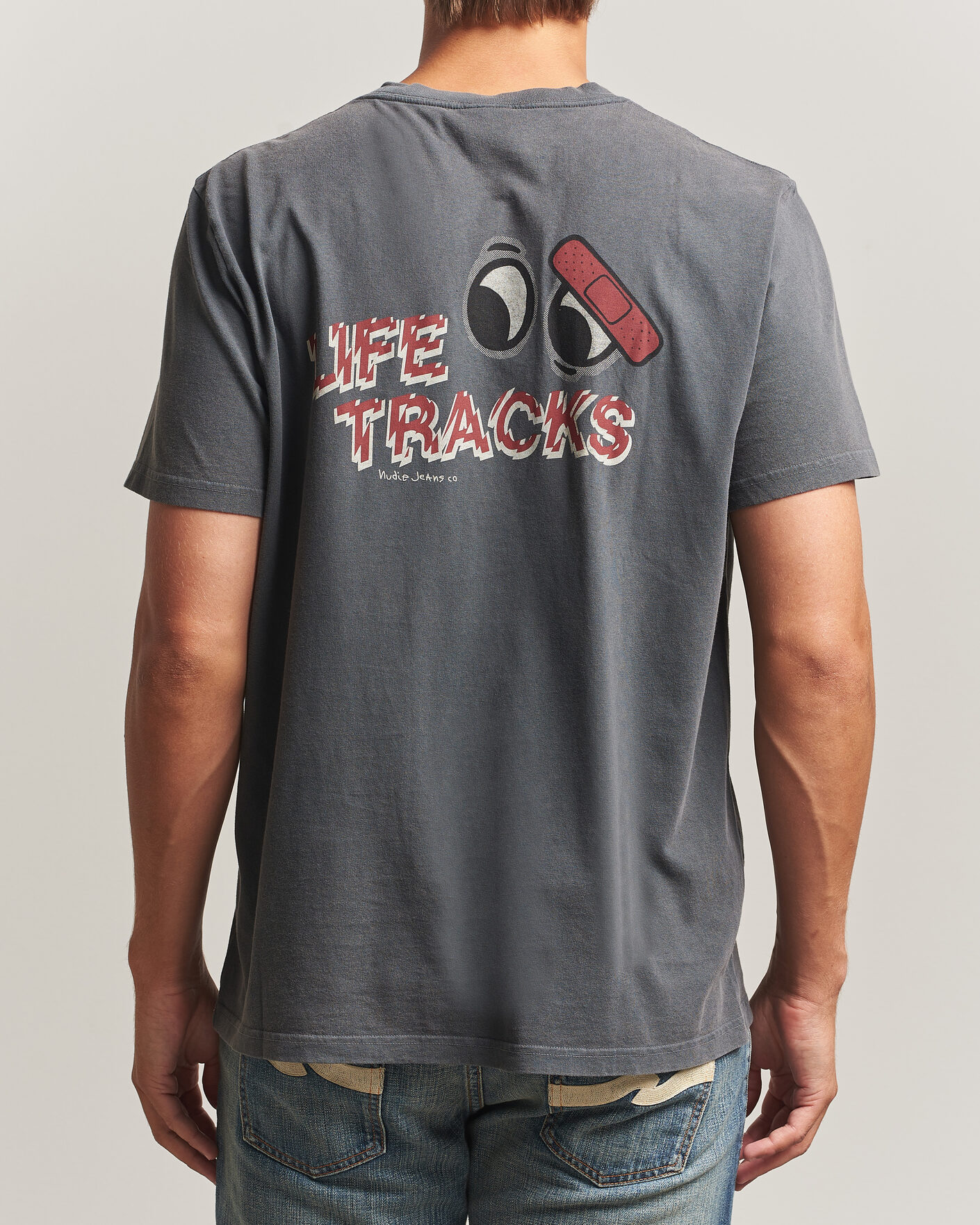 Men | T-Shirts | Nudie Jeans | Roy Life Tracks T-Shirt Antracite