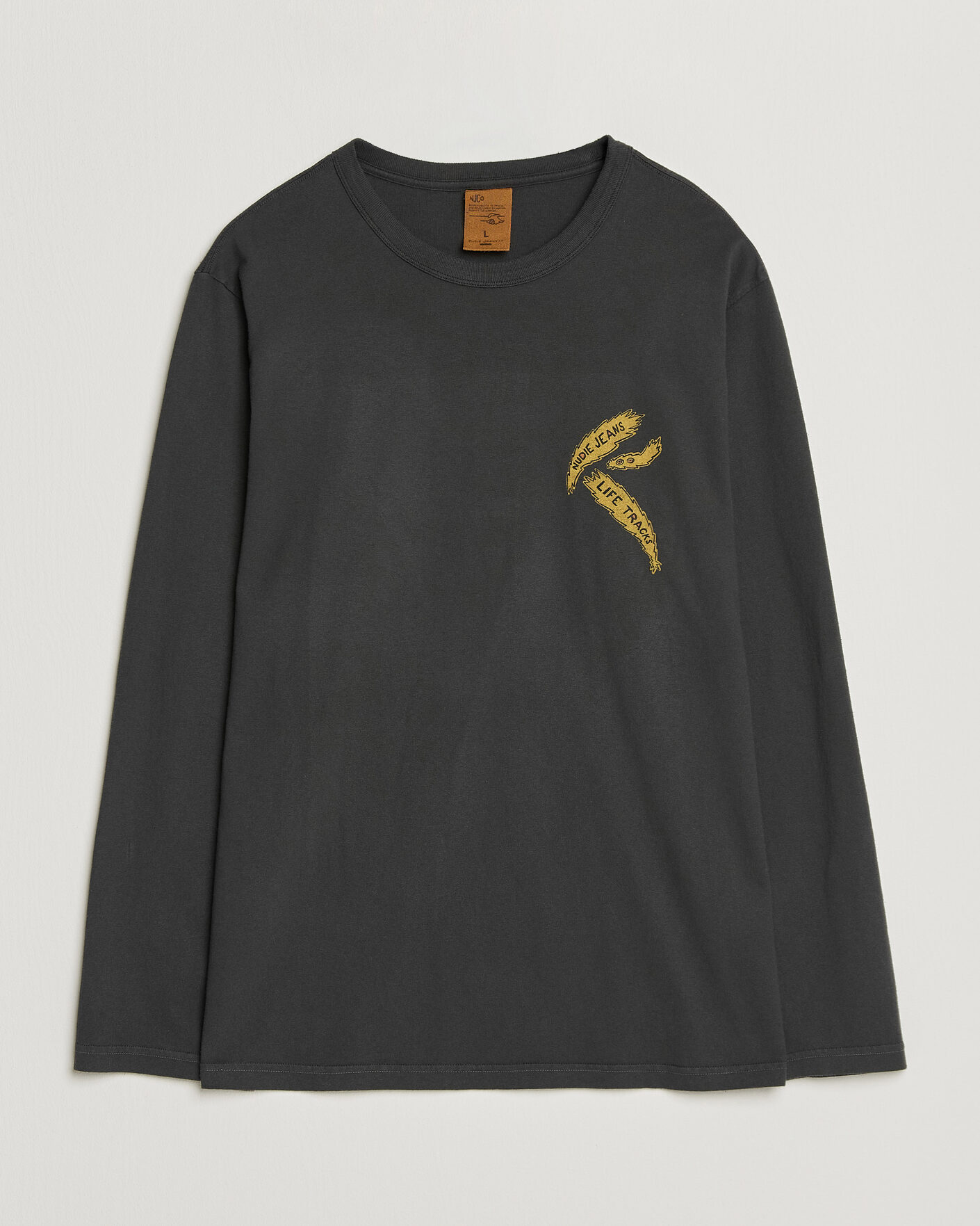 Men | T-Shirts | Nudie Jeans | Rudi Life Tracks II Long Sleeved T-Shirt Antracite