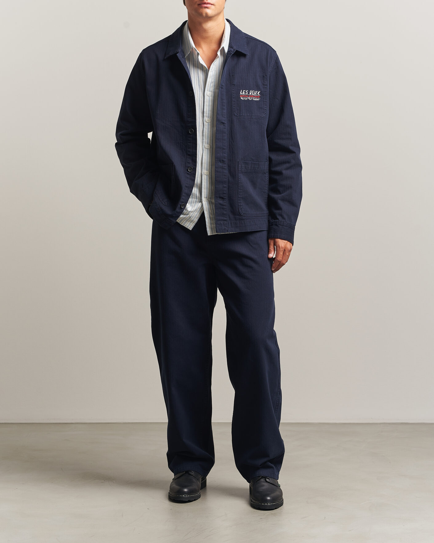 Men | Trousers | LES DEUX | Roi Carpenter Herringbone Pants Dark Navy