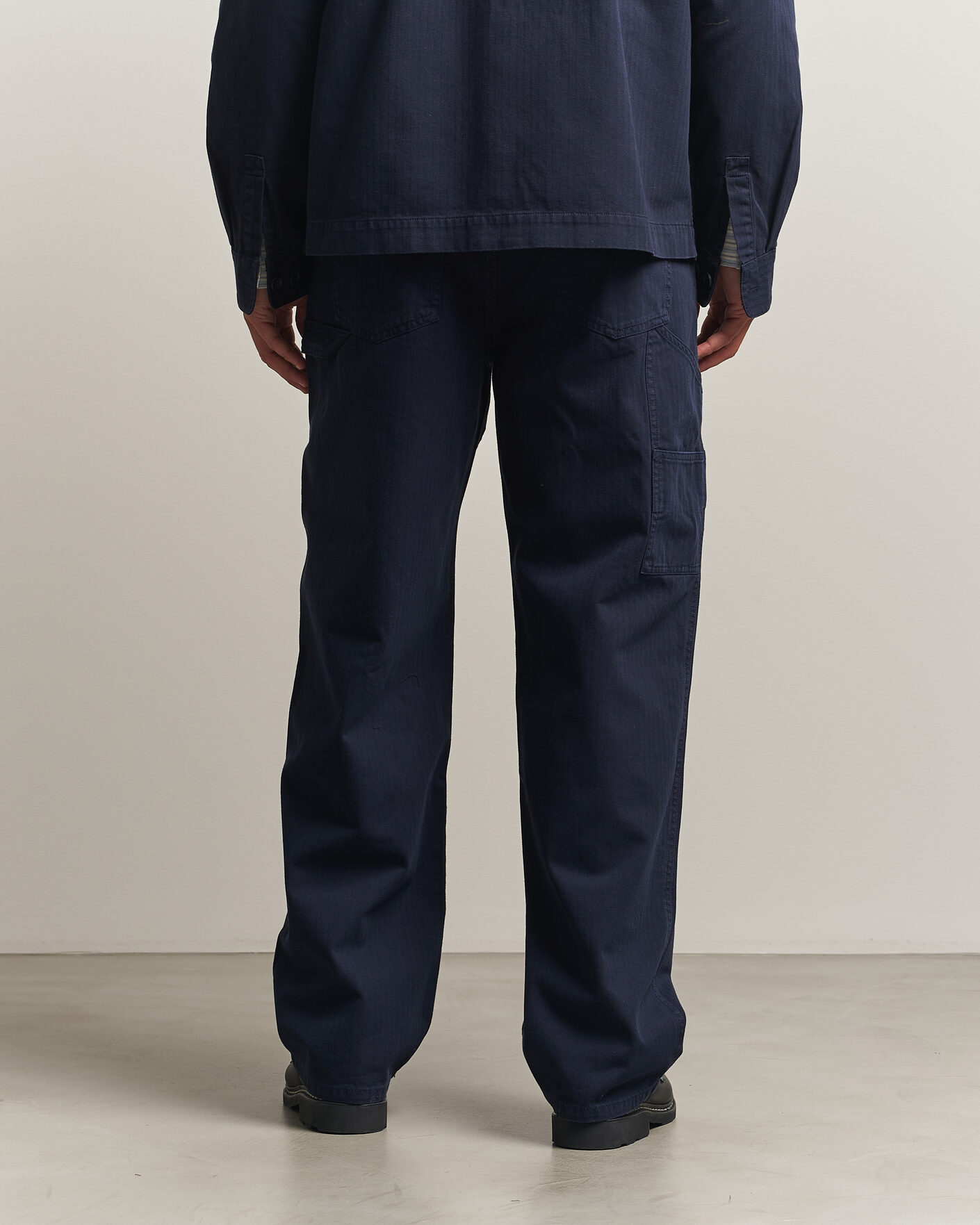 Men | Trousers | LES DEUX | Roi Carpenter Herringbone Pants Dark Navy