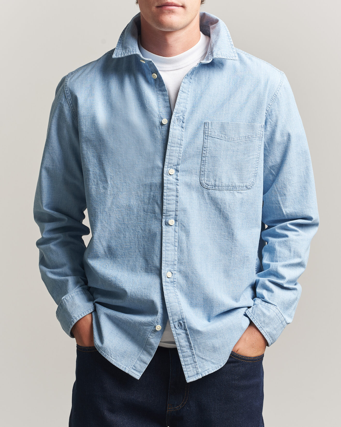 Men | Shirts | LES DEUX | Chambray Shirt Light Blue Wash