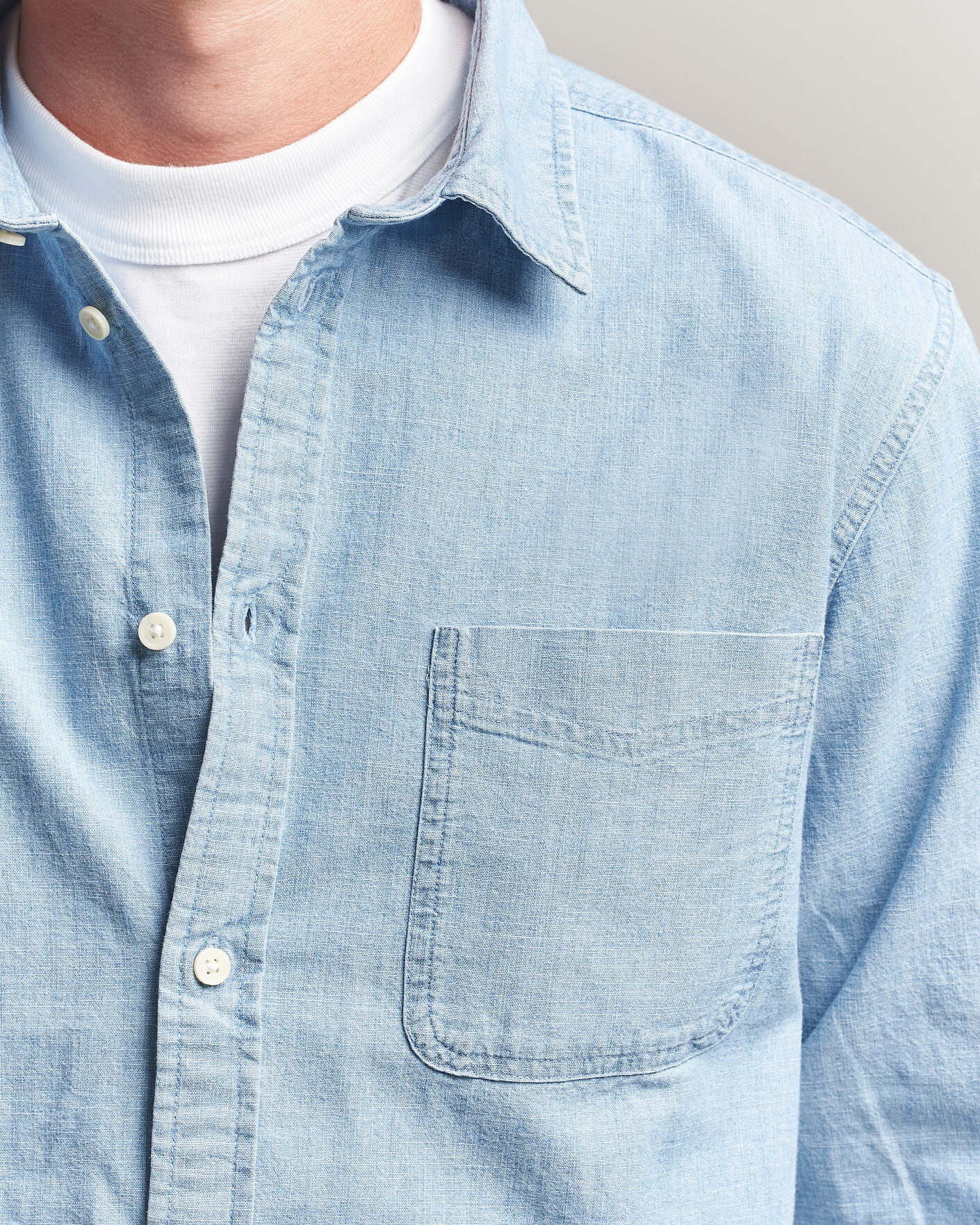 Men | Shirts | LES DEUX | Chambray Shirt Light Blue Wash