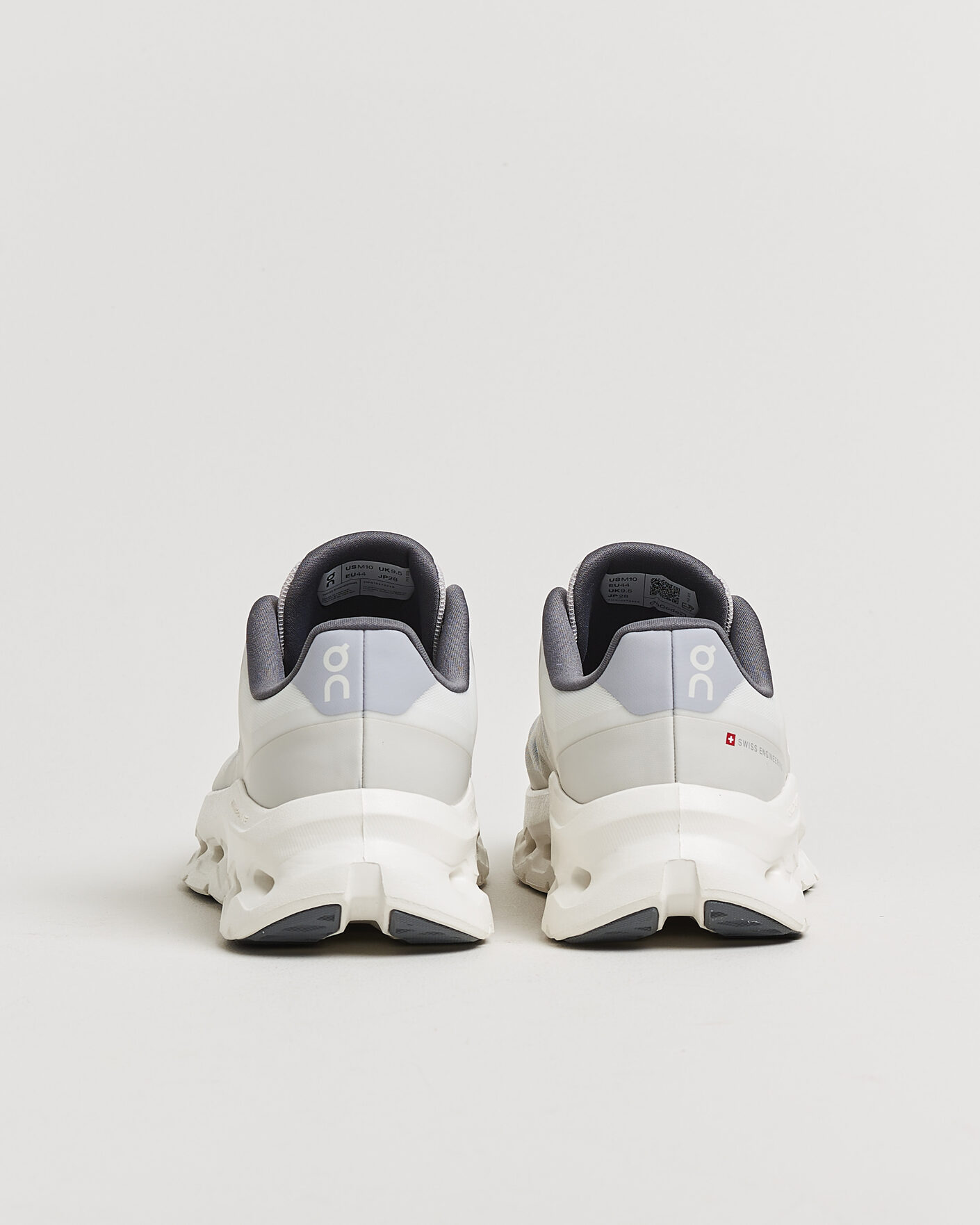 Men | Sneakers | On | Cloudtilt Remix Alloy/Ivory