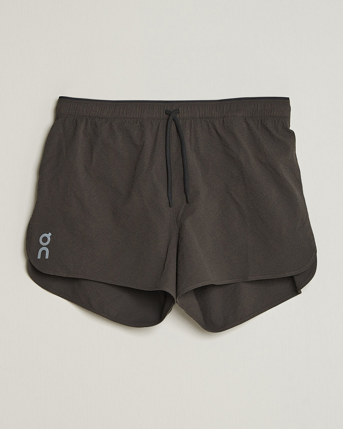 ON Performance Volt Shorts Espresso at CareOfCarl.com