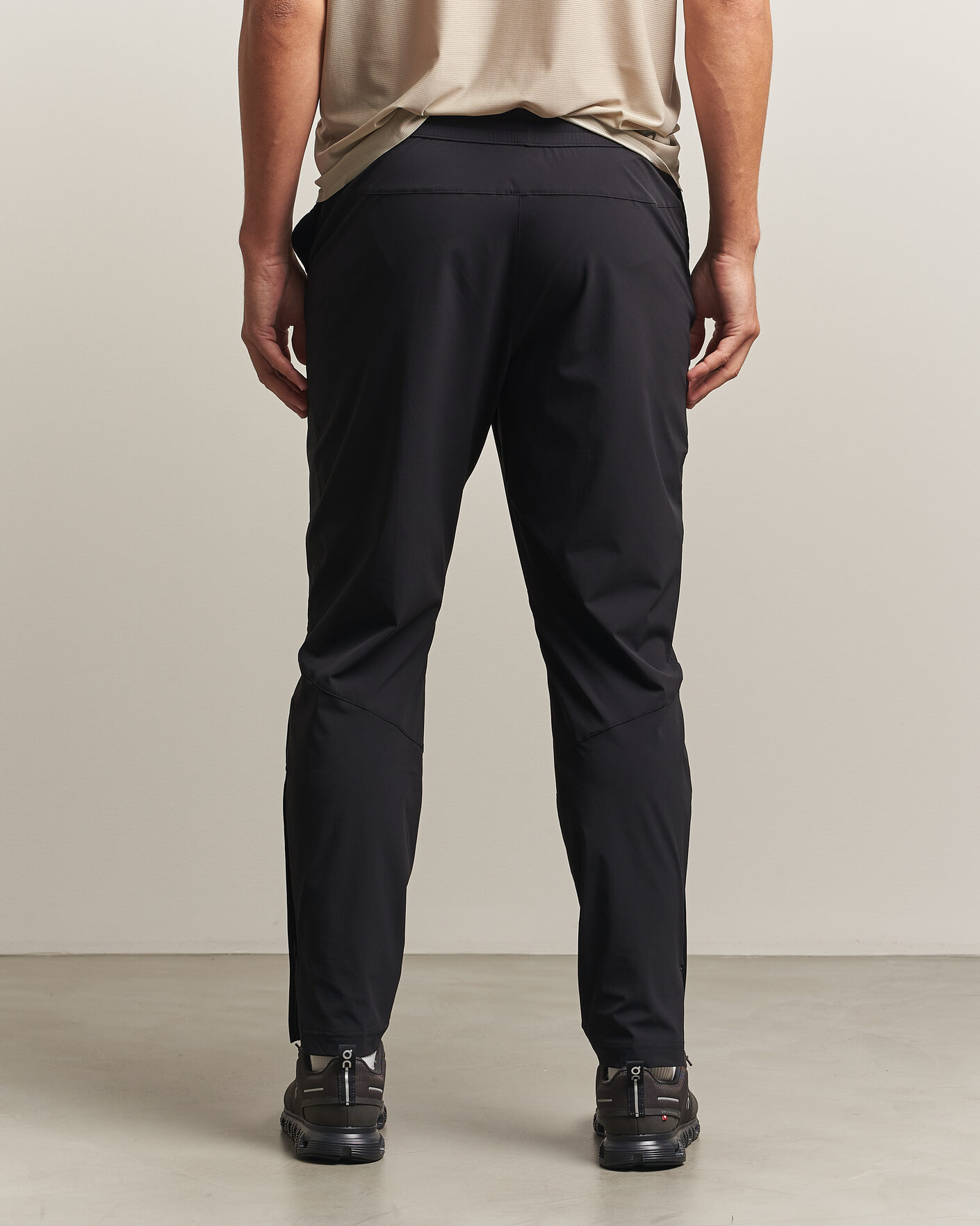 Men | Trousers | On | Weather Pants Black