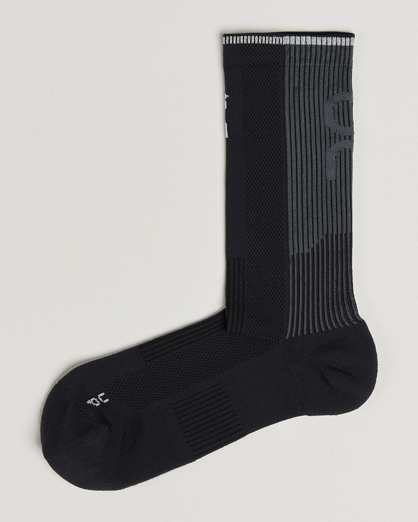 Men | Underwear & Socks | On | Performance Run Sock High Black