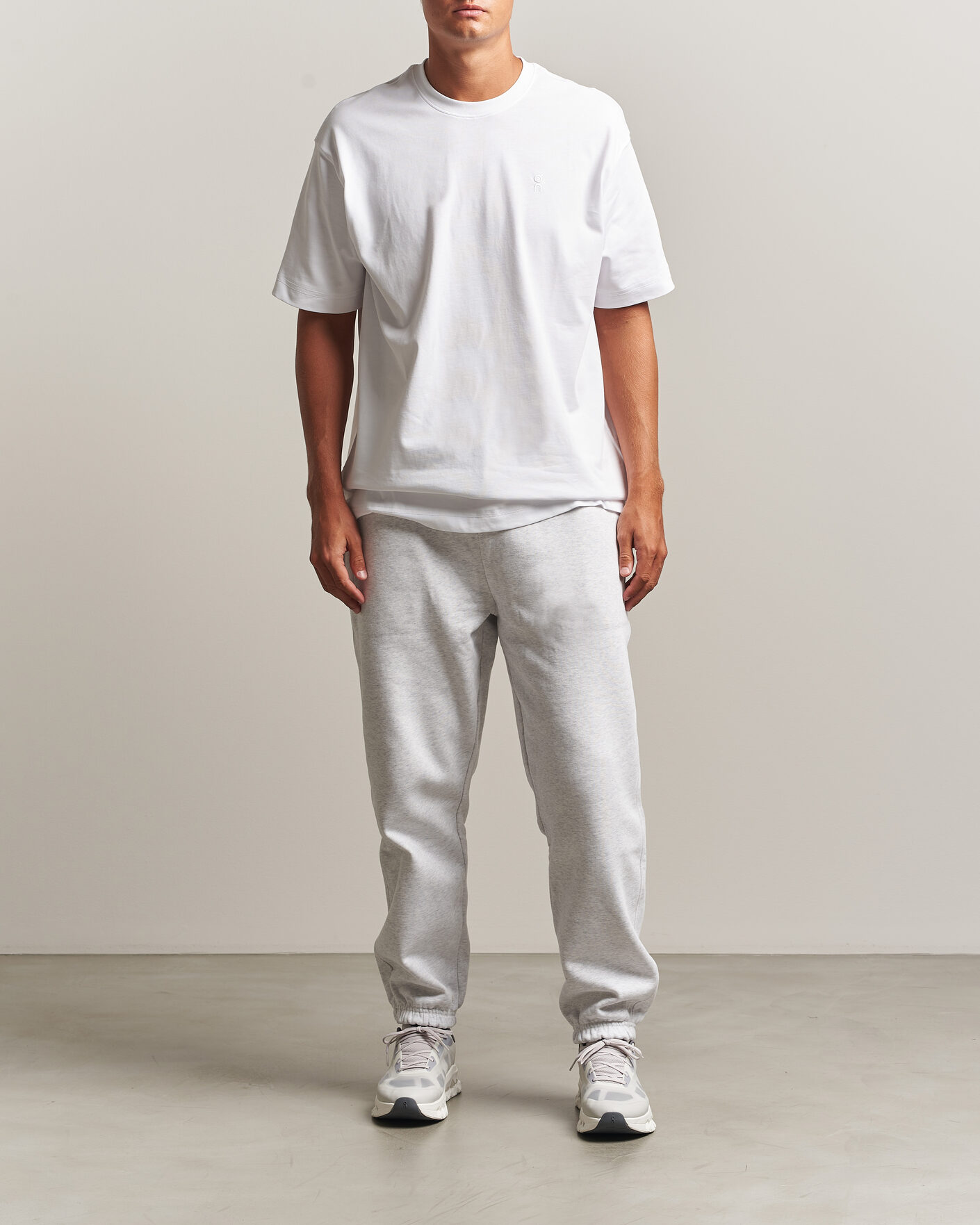 Men | T-Shirts | On | Club Collective T-Shirt White