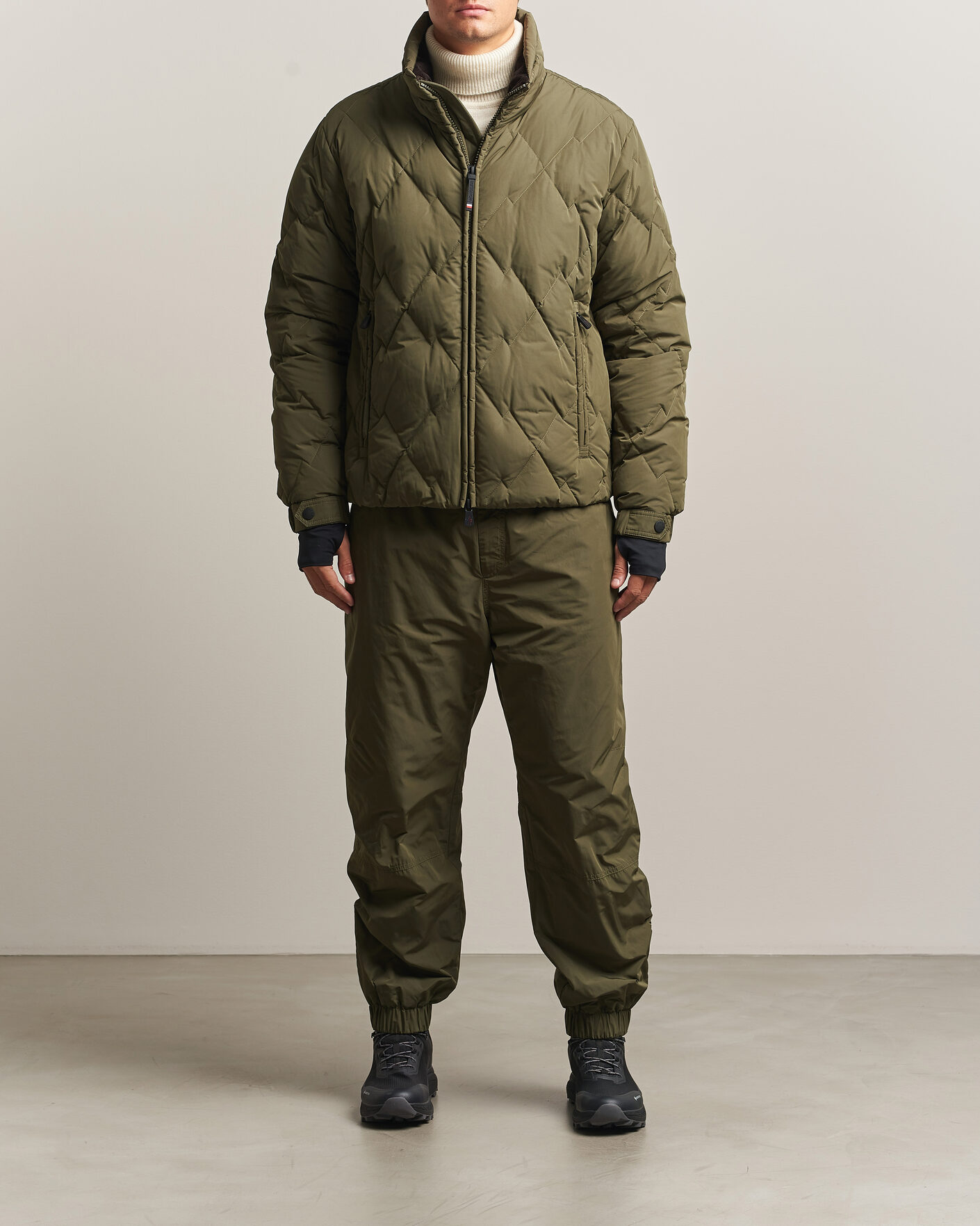 Men | Coats & Jackets | Moncler Grenoble | Bramas Quilted Jacket Olive