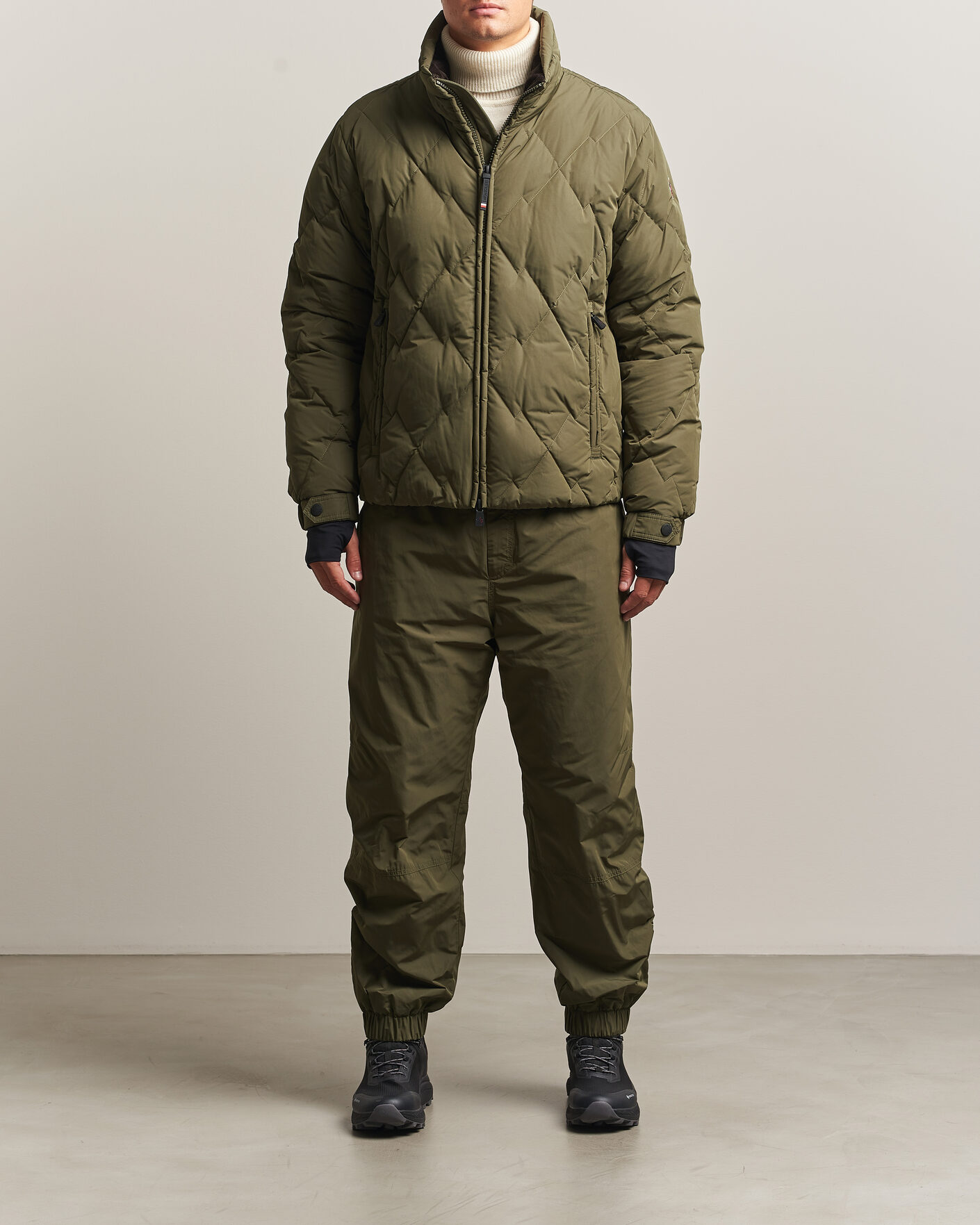 Men | Trousers | Moncler Grenoble | Drawstring Pants Olive