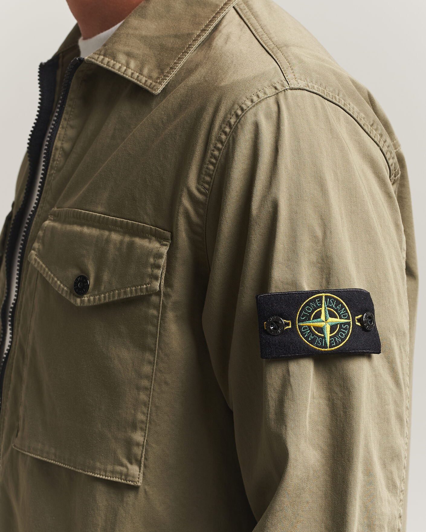 Men | Shirts | Stone Island | Organic Cotton Satin Stretch Zip Overshirt Miltary Green