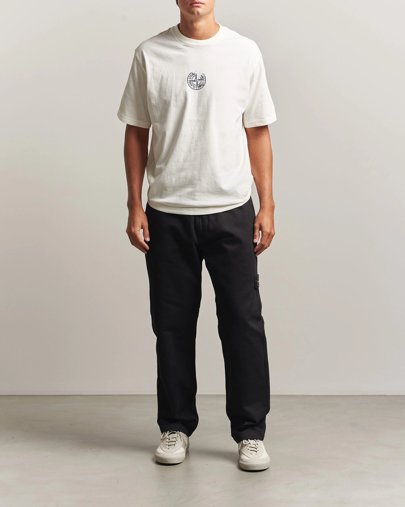 Men | T-Shirts | Stone Island | Vertical Placement Print Cotton T-Shirt Ivory