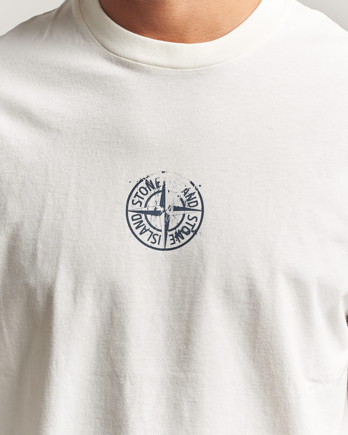 Men | T-Shirts | Stone Island | Vertical Placement Print Cotton T-Shirt Ivory