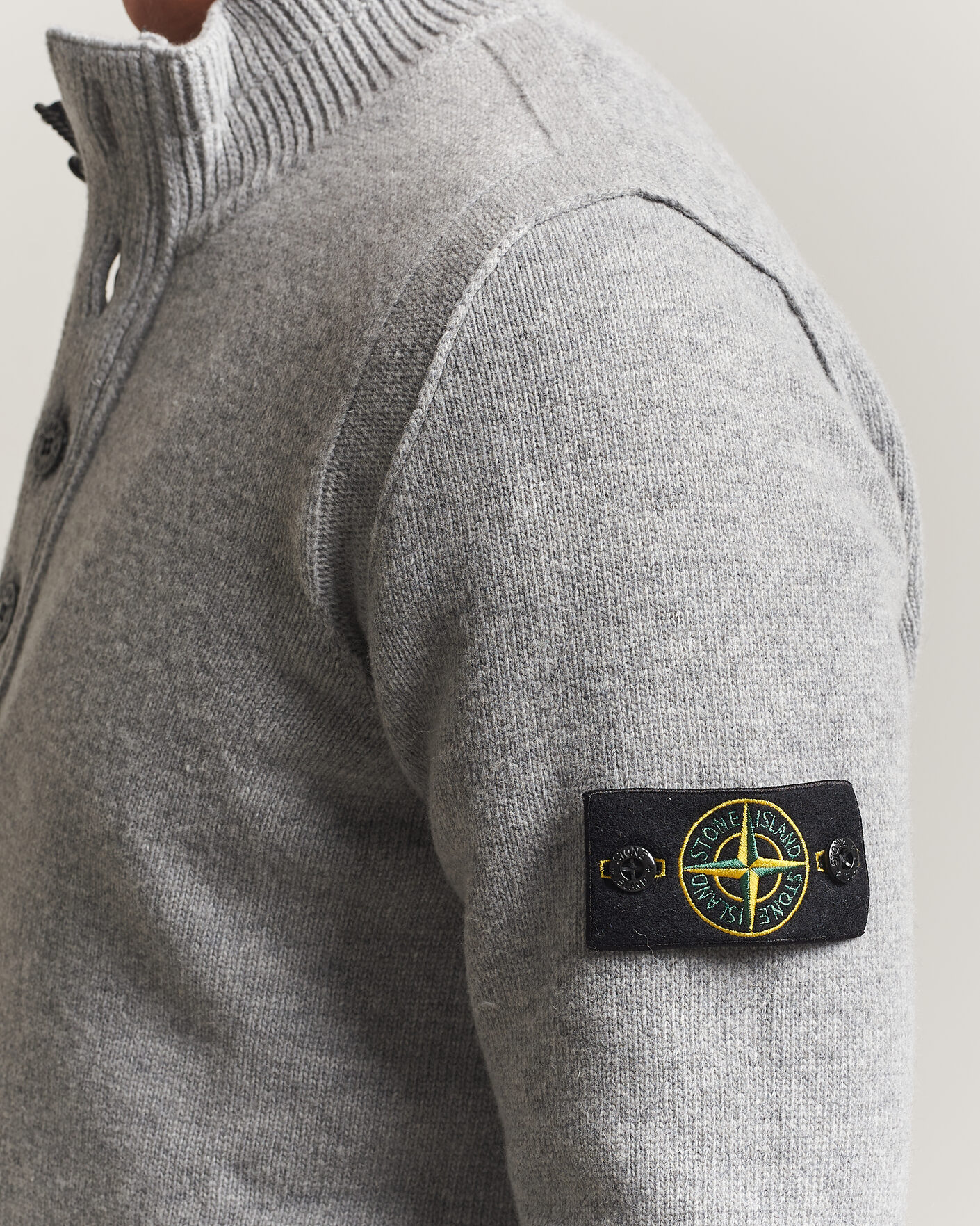 Men | Sweaters & Knitwear | Stone Island | Knitted Lambswool Half Button Zip Grey Melange