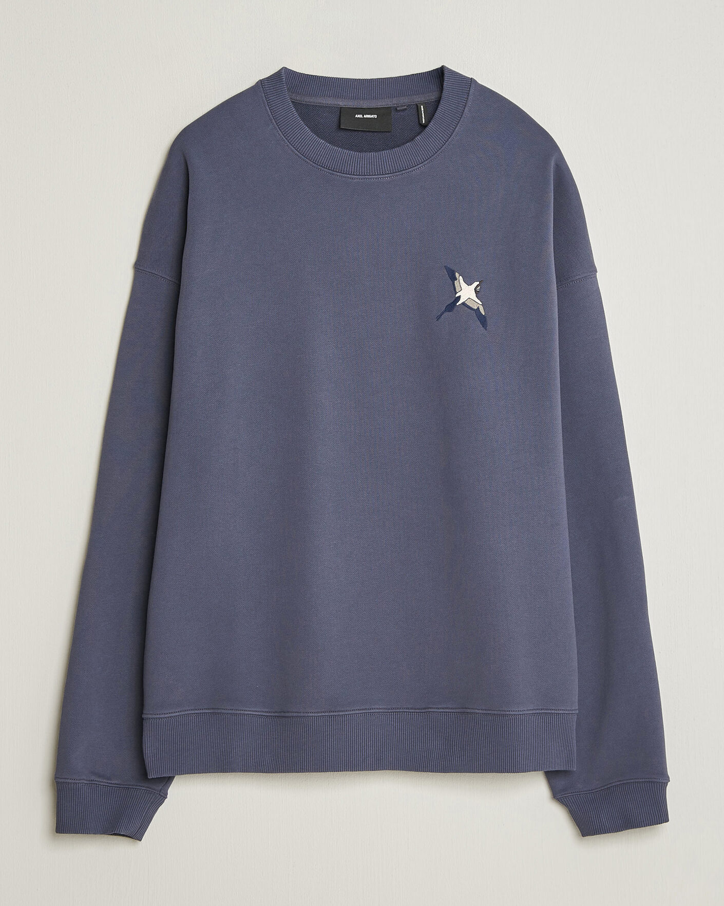 Men | Sweaters & Knitwear | Axel Arigato | Micro Bee Bird Sweatshirt Smoke Grey