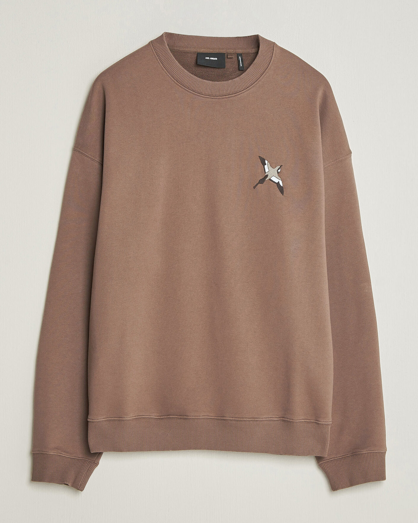 Men | Sweaters & Knitwear | Axel Arigato | Micro Bee Bird Sweatshirt Coffee Brown