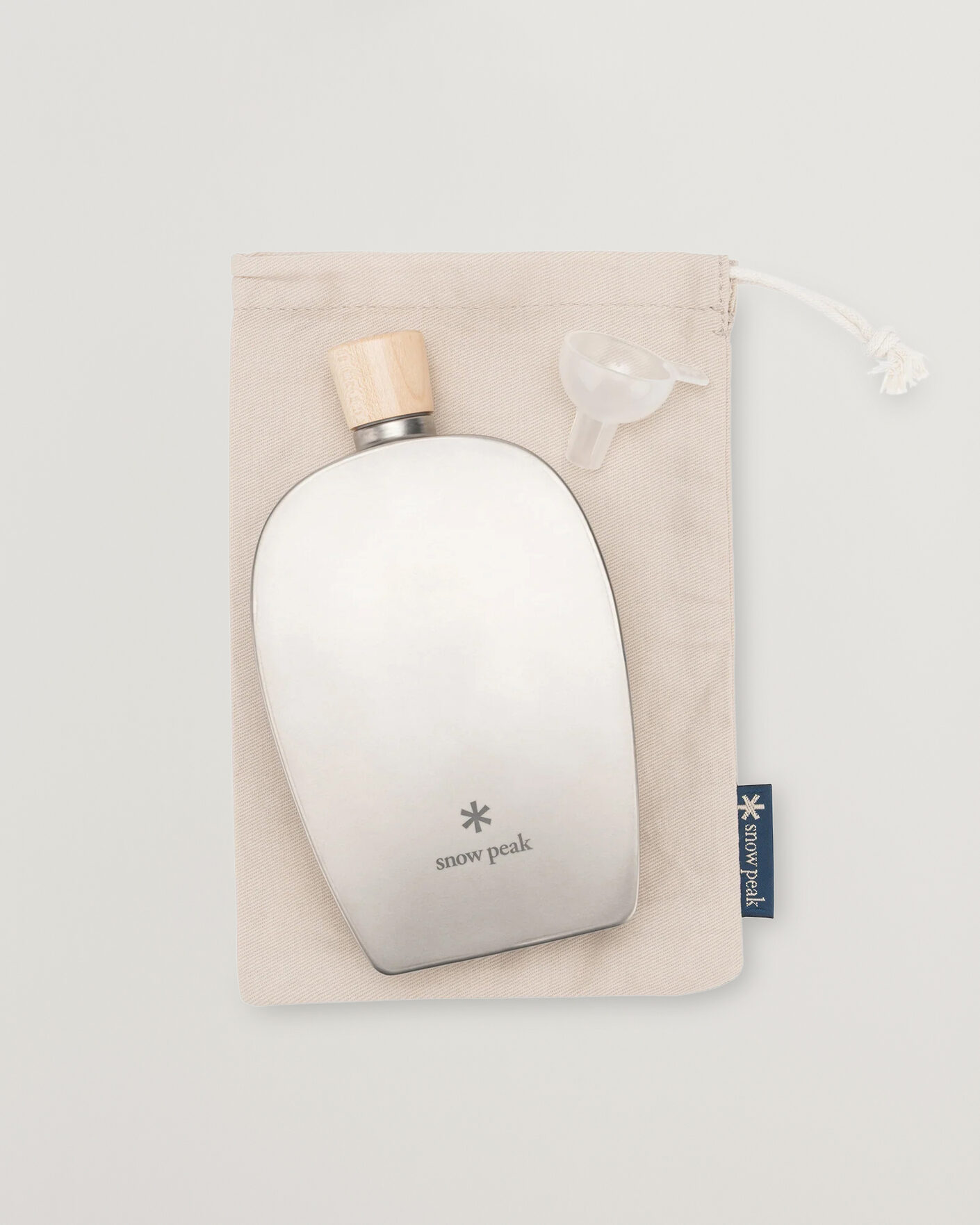 Men | Outdoor living | Snow Peak | Flask 250 ml Titanium