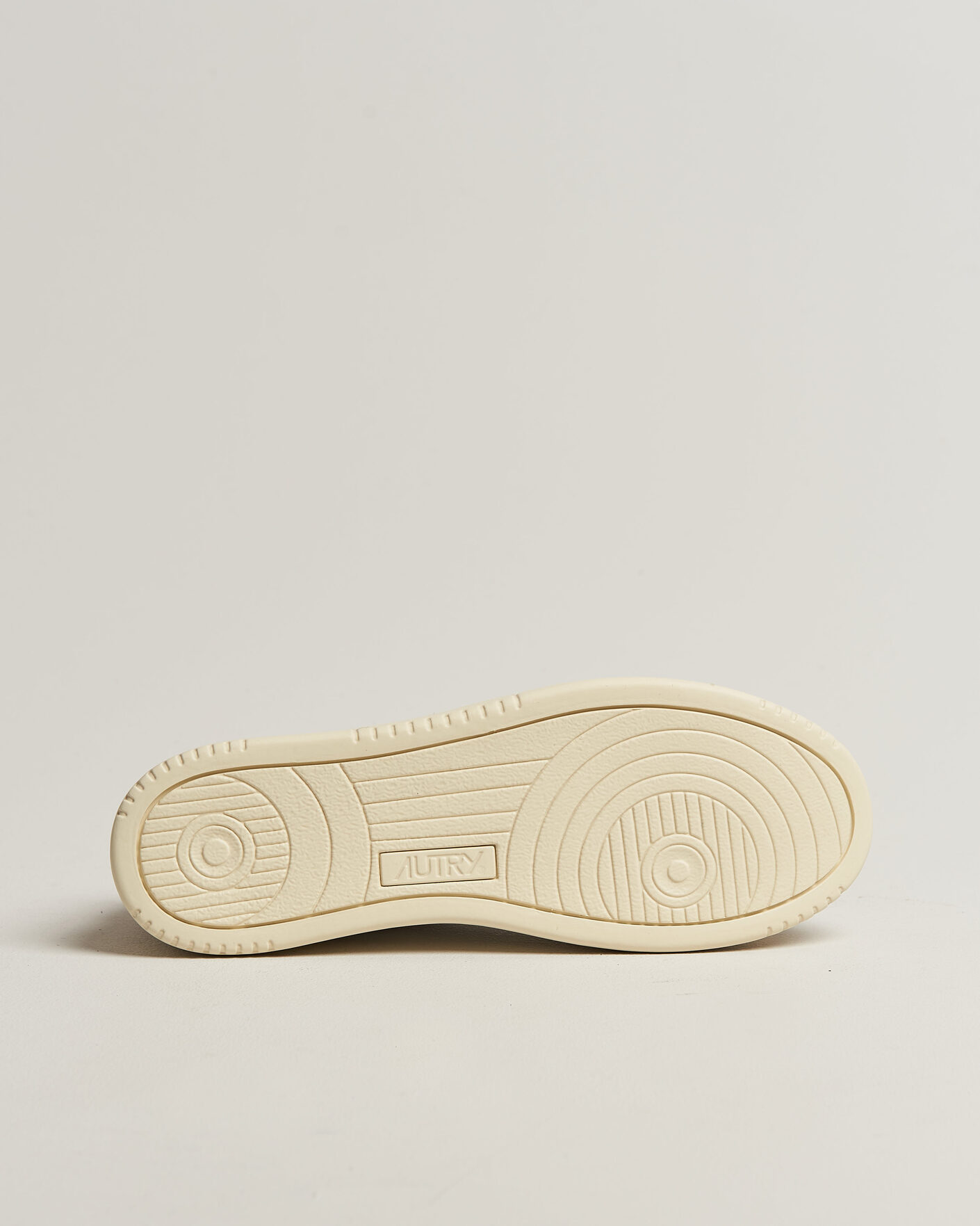 Men | Sneakers | Autry | Medalist Low Leather/Suede Sneaker White/Lion