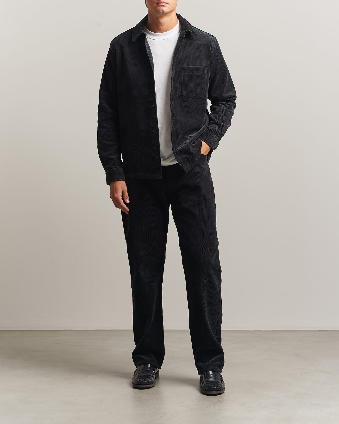 Men | Shirts | Samsøe Samsøe | Damon Corduroy Overshirt Black