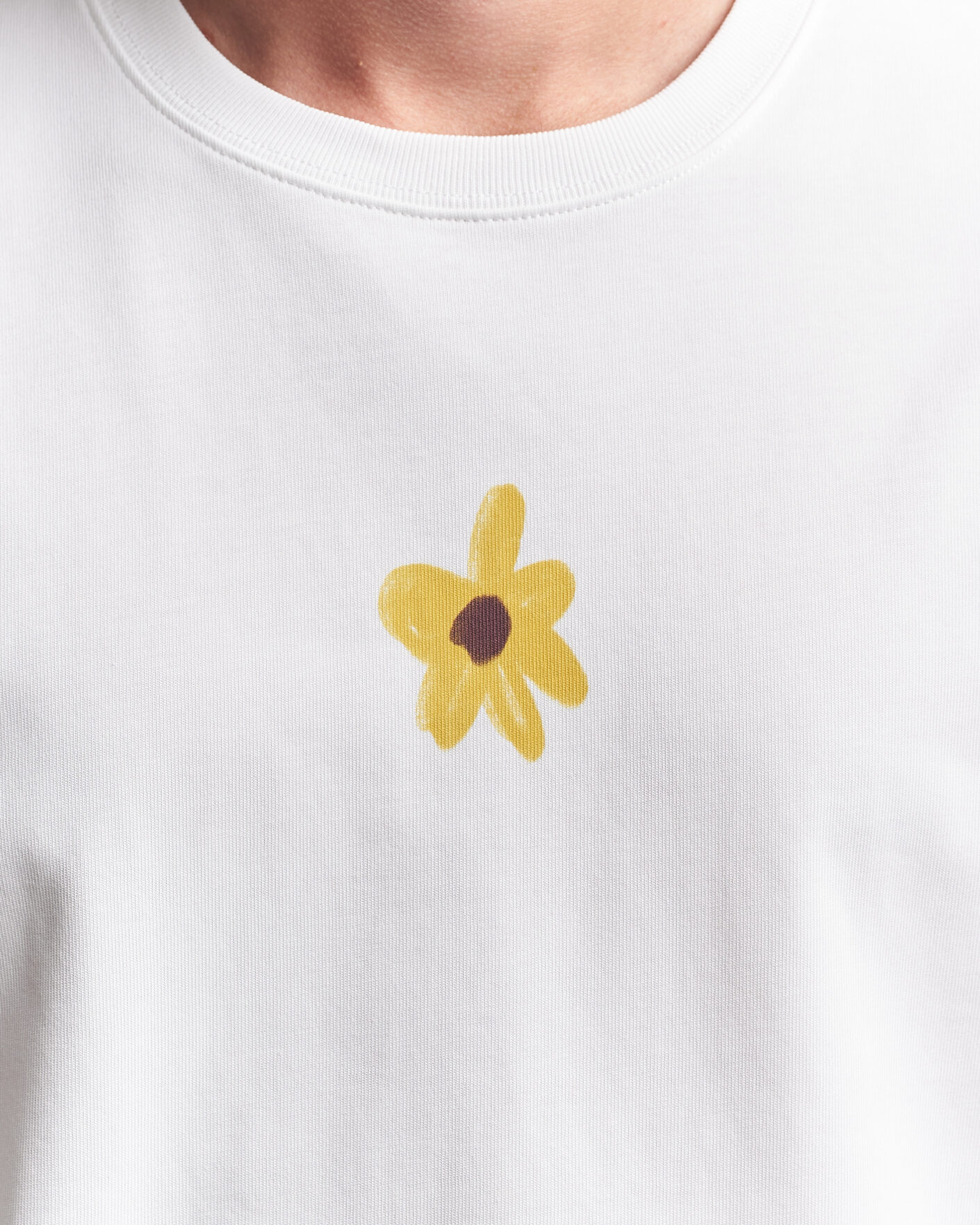 Samsøe Samsøe Giles Printed Crew Neck T-Shirt White Flowers at