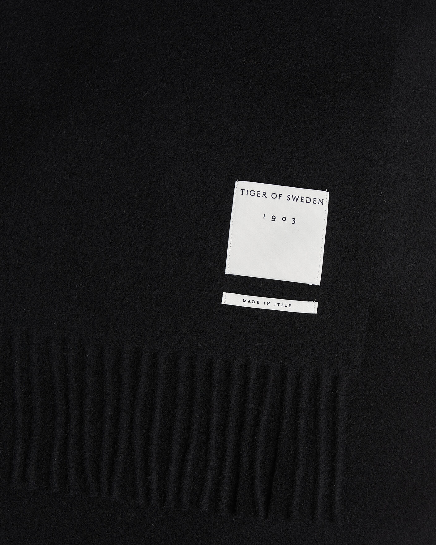 Men | Scarves | Tiger of Sweden | Sylan Wool Scarf Black