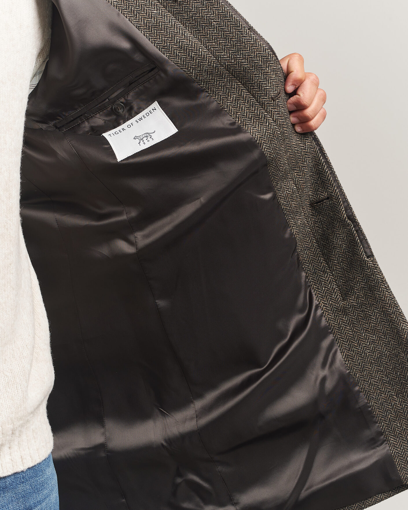 Men | Coats & Jackets | Tiger of Sweden | Aleric Wool Herringbone Coat Brown
