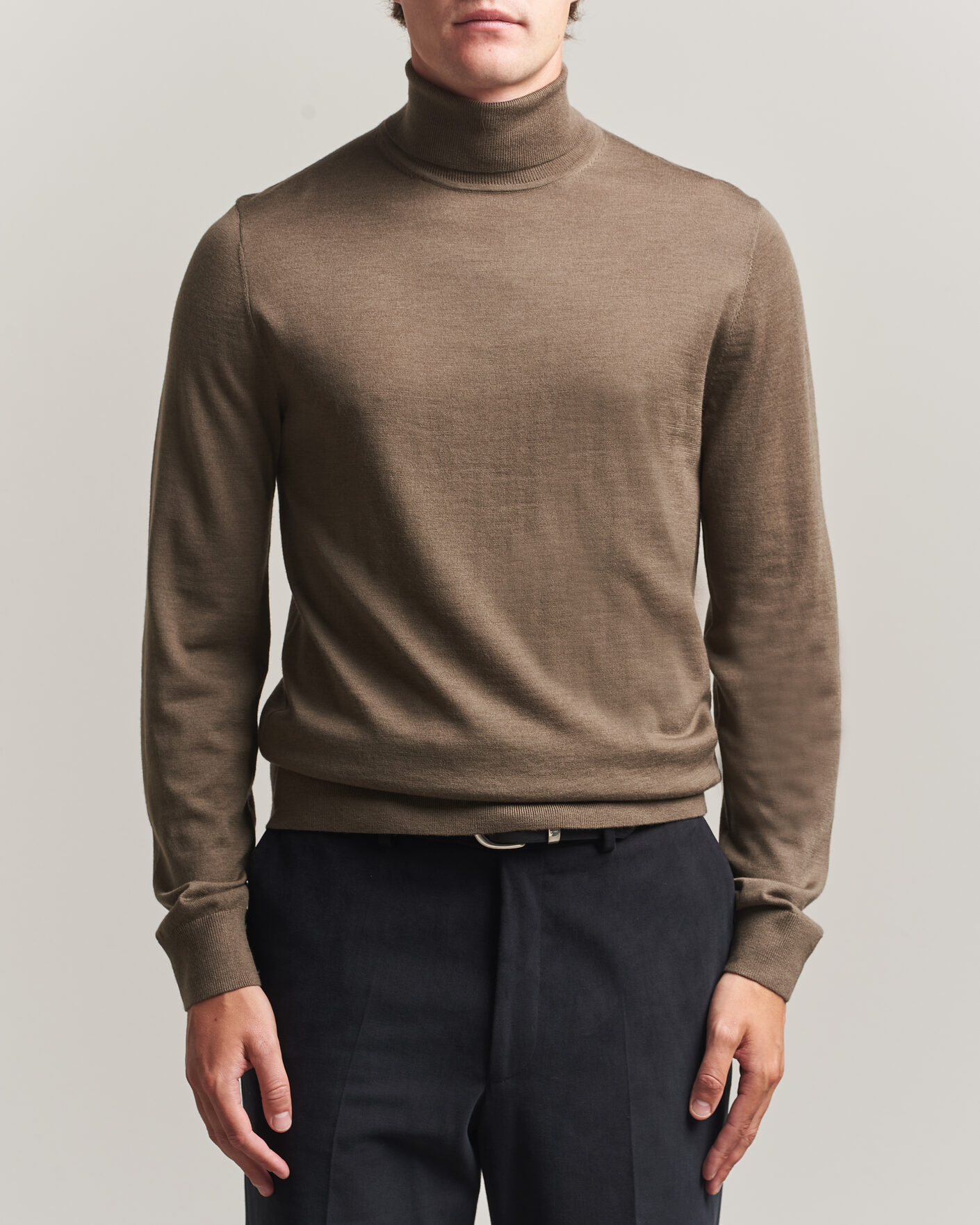 Men | Sweaters & Knitwear | Tiger of Sweden | Nevile Extra Fine Merino Polo Aged Timber