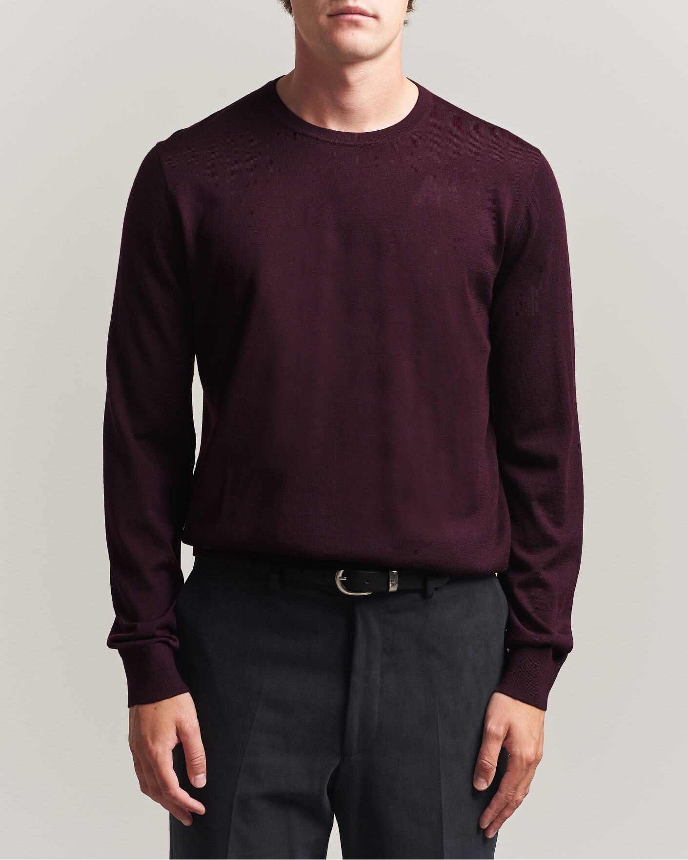 Men | Sweaters & Knitwear | Tiger of Sweden | Connor Extra Fine Merino Crew Neck Pullover Aubergine