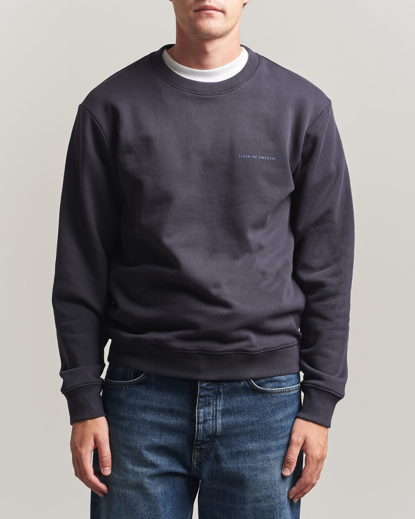 Men | Sweaters & Knitwear | Tiger of Sweden | Emerson Crew Neck Sweatshirt Light Ink