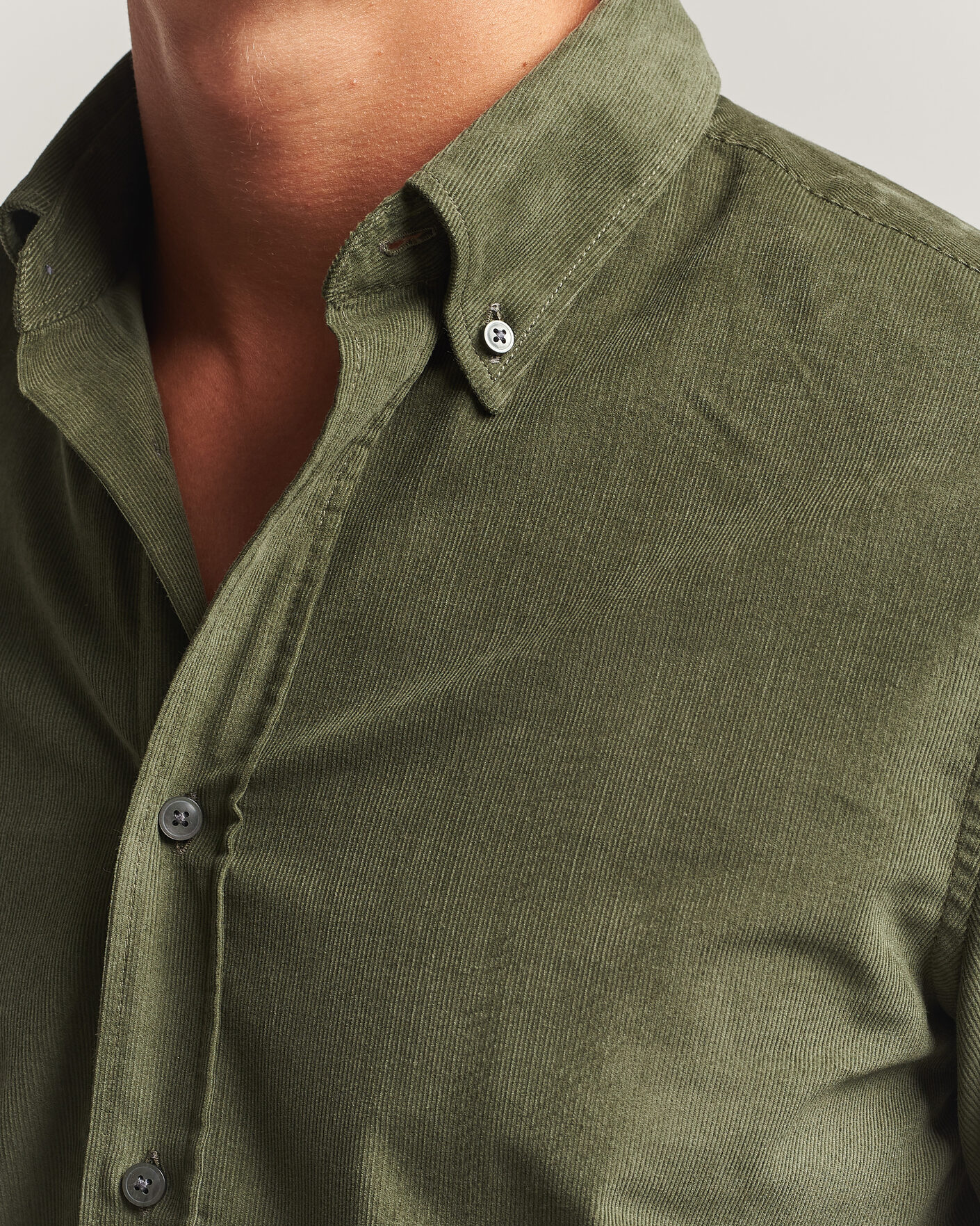 Men | Shirts | Tiger of Sweden | Bjorn Corduroy Shirt City Green