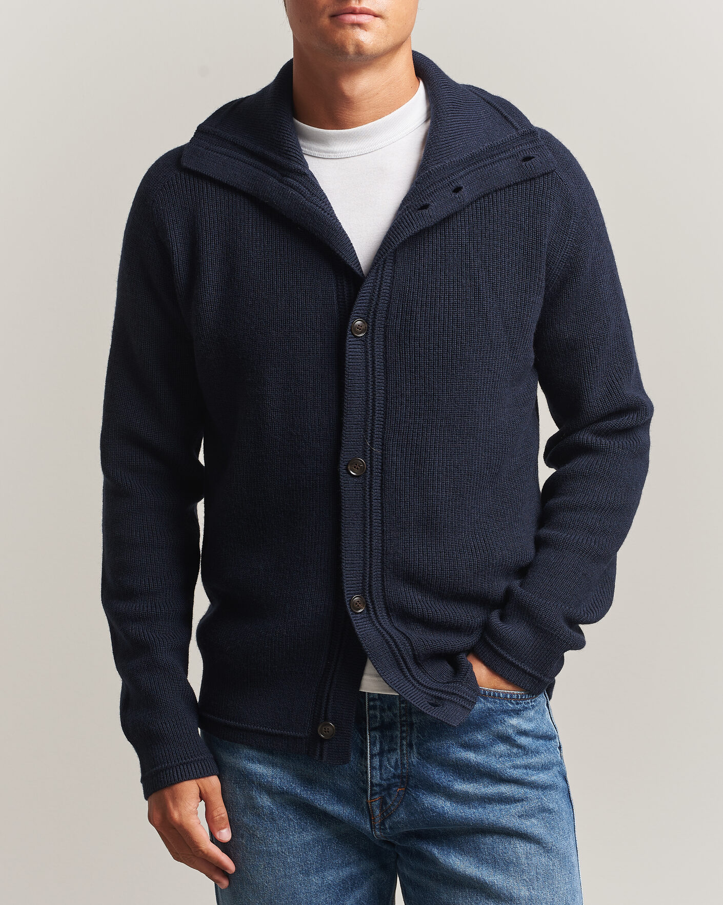 Men | Sweaters & Knitwear | Tiger of Sweden | Leander Wool Knitted Cardigan Night Grape