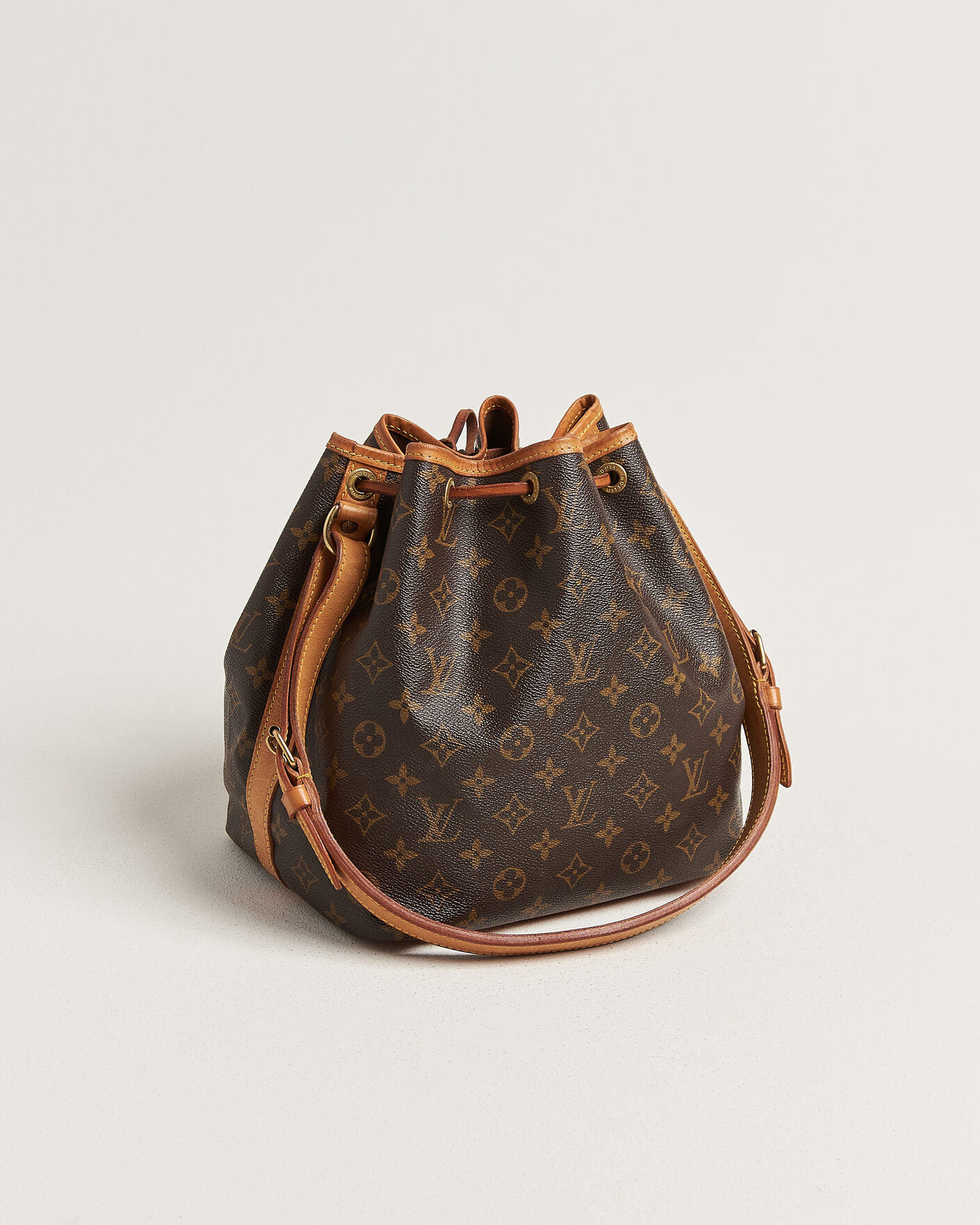 Men | Pre-Owned & Vintage Bags | Louis Vuitton Pre-Owned | Petit Noé Monogram