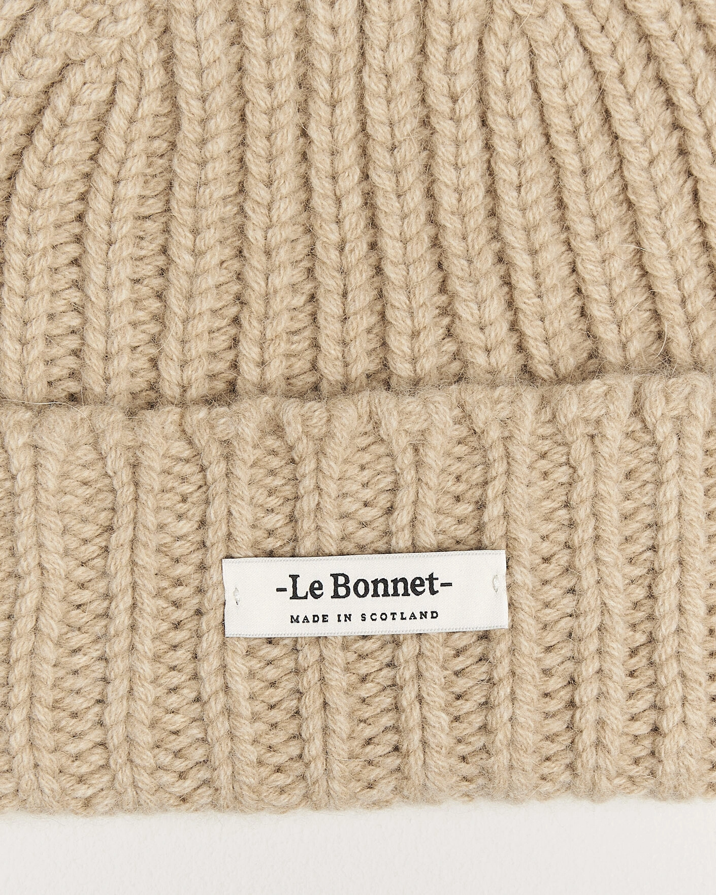 Men | Beanies | Le Bonnet | Le Grand Logo Sand
