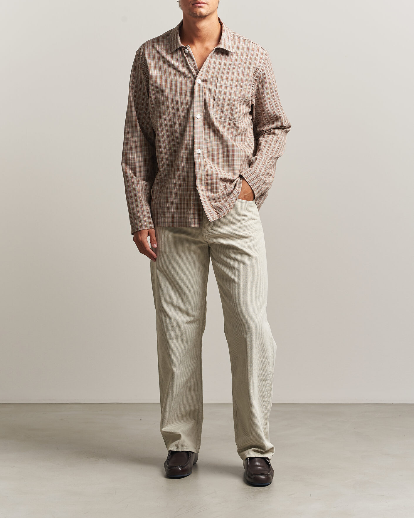 Men | Jeans | Sunflower | Loose Corduroy Pants Ivory