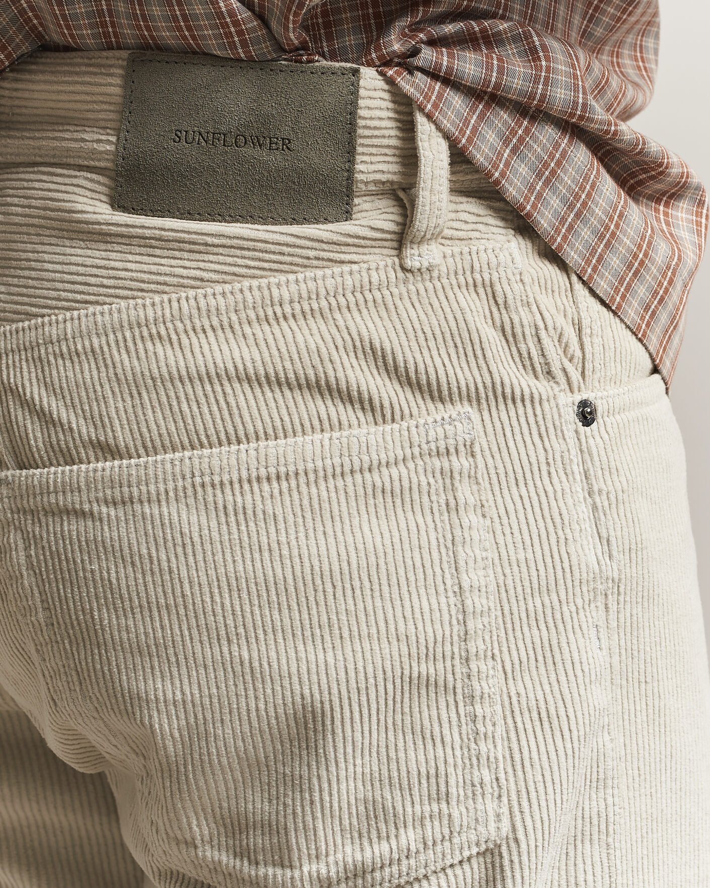 Men | Jeans | Sunflower | Loose Corduroy Pants Ivory