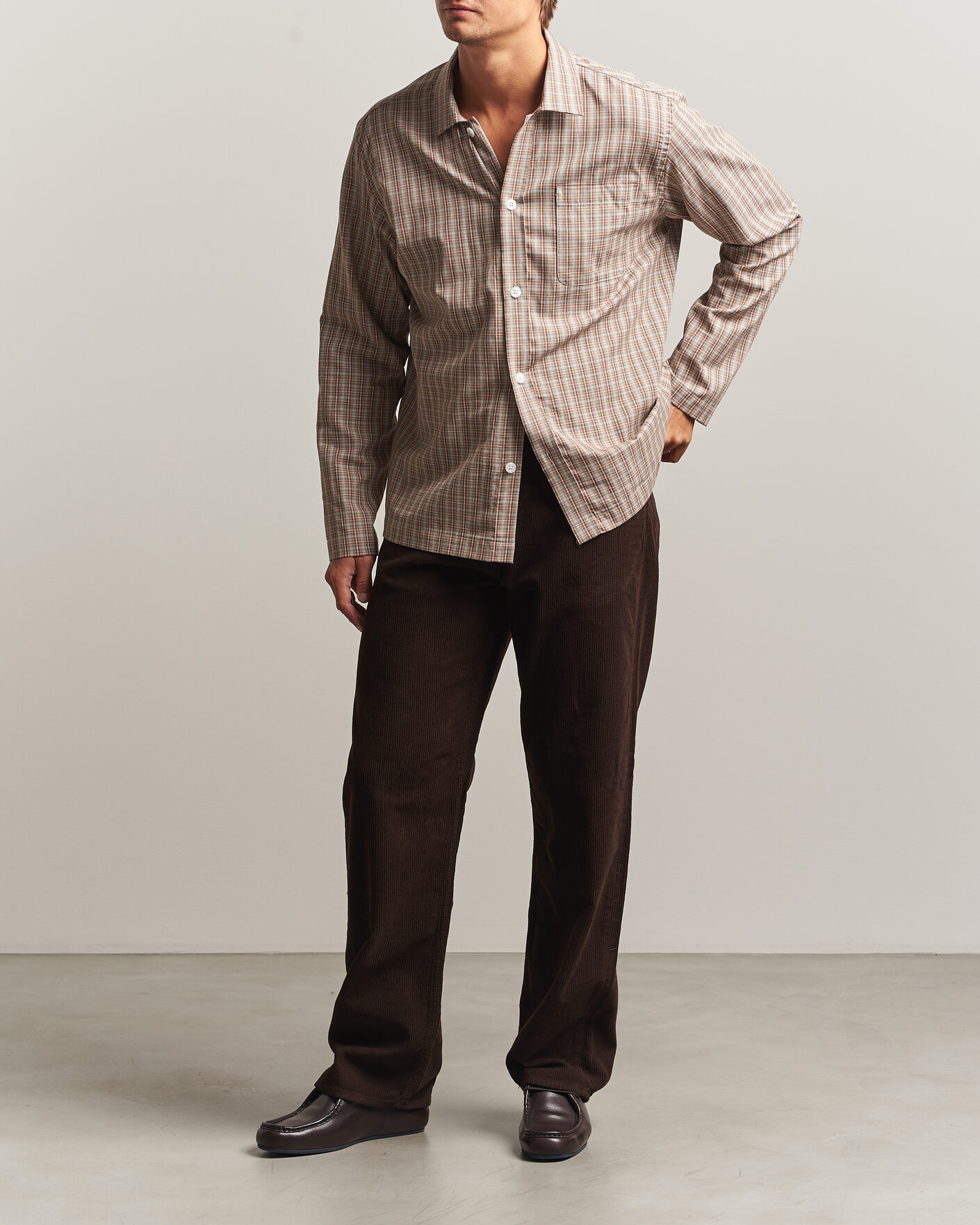 Men | Trousers | Sunflower | Loose Corduroy Pants Brown