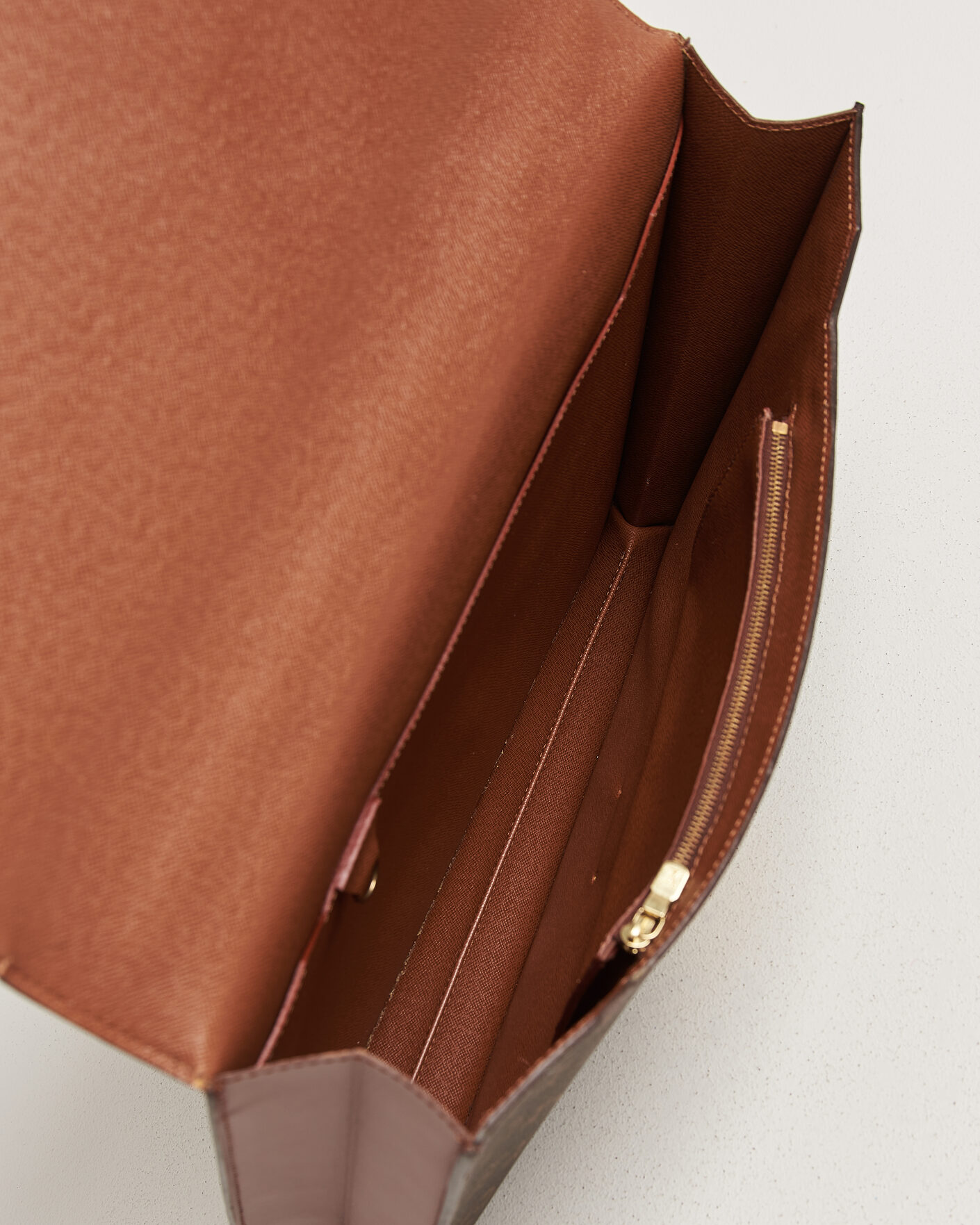 Men | Pre-Owned & Vintage Bags | Louis Vuitton Pre-Owned | Porte Document Bandouliére Monogram