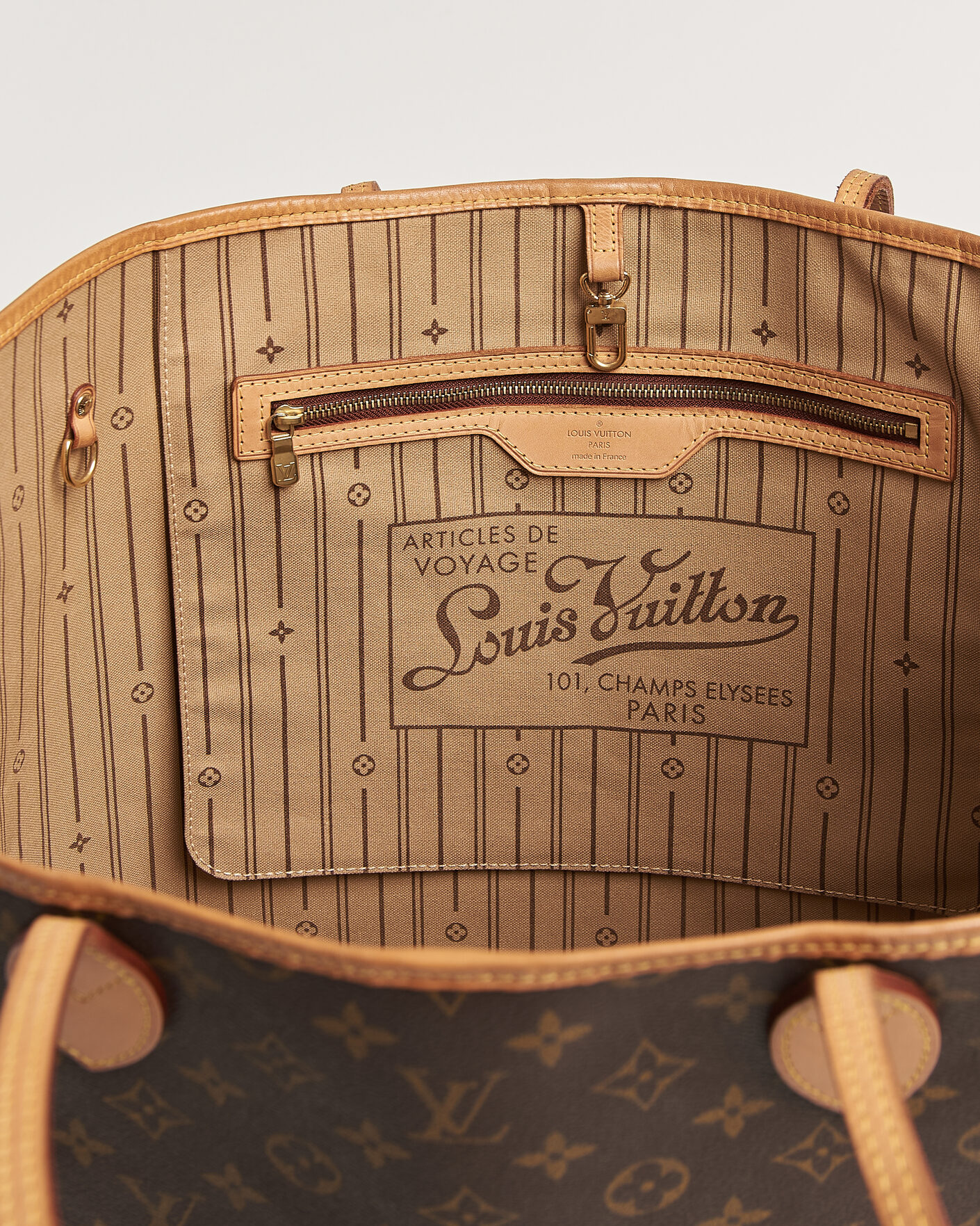 Men | Pre-Owned & Vintage Bags | Louis Vuitton Pre-Owned | Neverfull GM Monogram