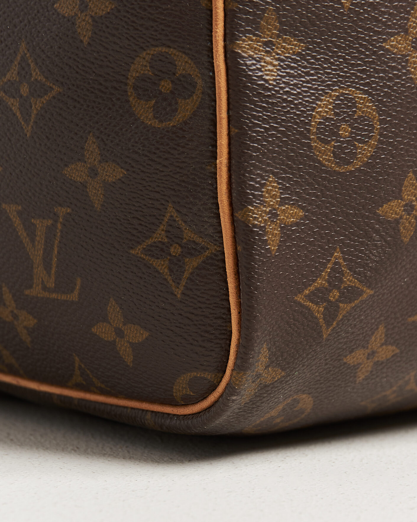 Louis Vuitton Pre-Owned Keepall 60 Monogram at CareOfCarl.com