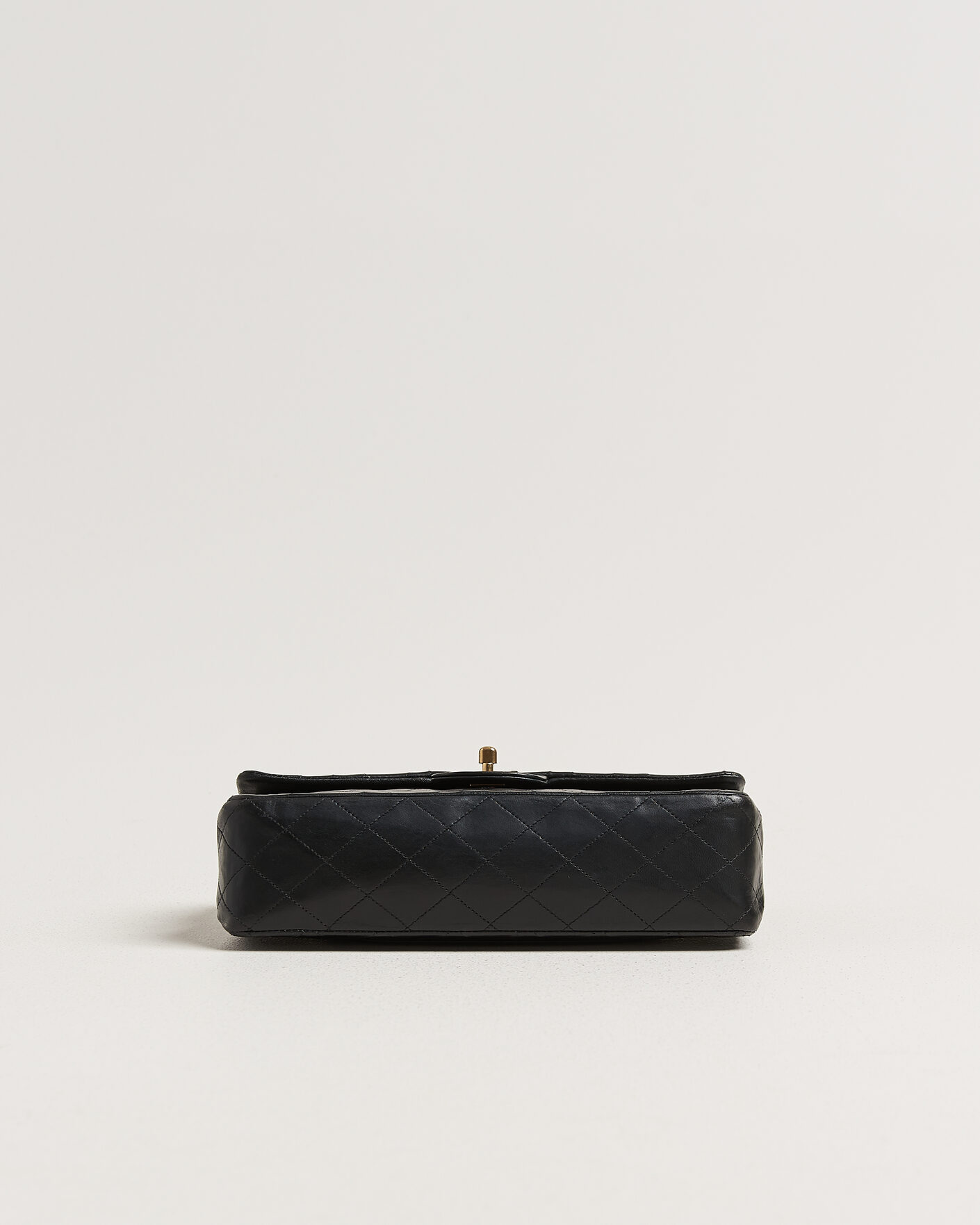 Men | Pre-Owned & Vintage Bags | Chanel Pre-Owned | Classic Medium Double Flap Bag Lambskin Black