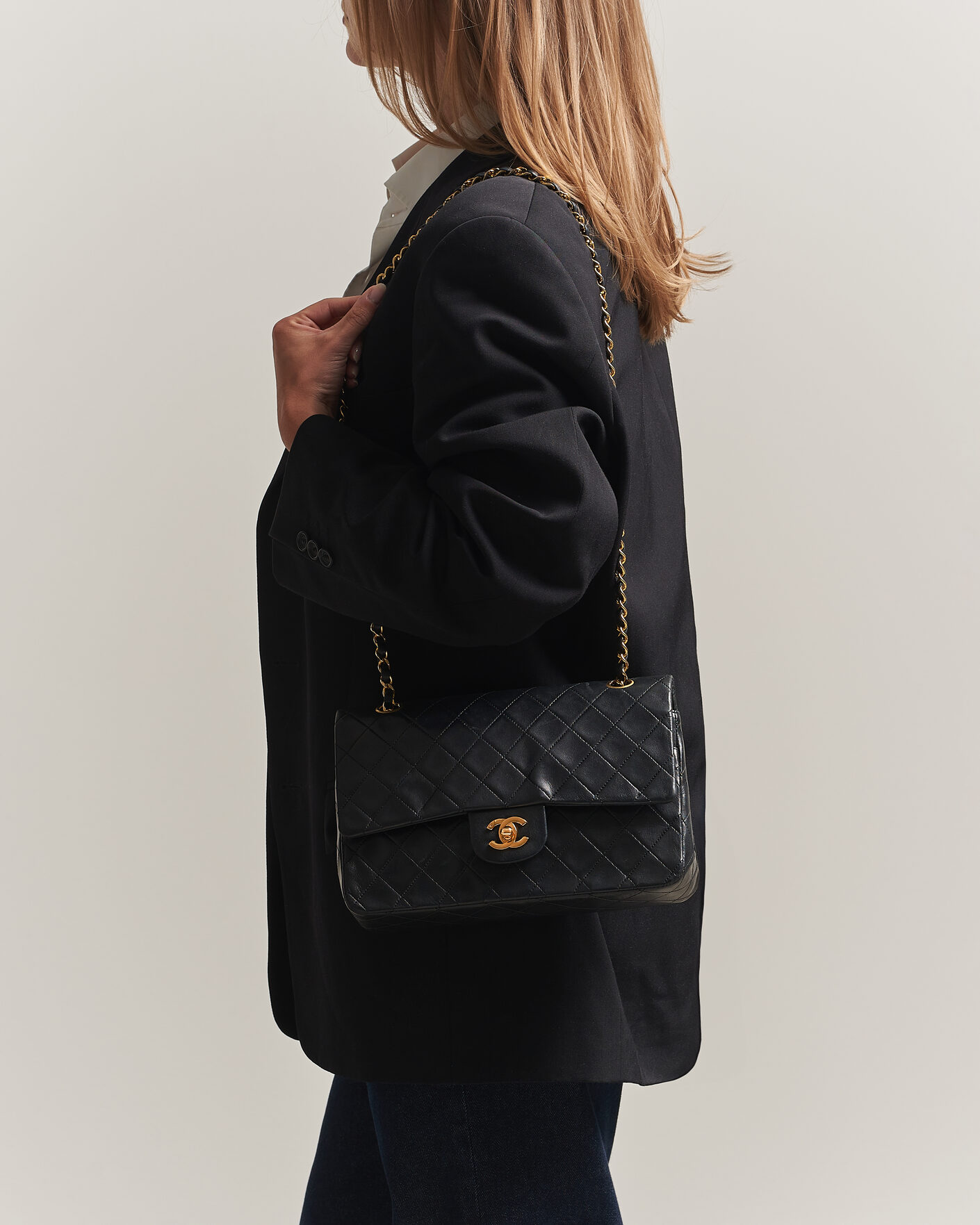 Men | Pre-Owned & Vintage Bags | Chanel Pre-Owned | Classic Medium Double Flap Bag Lambskin Black