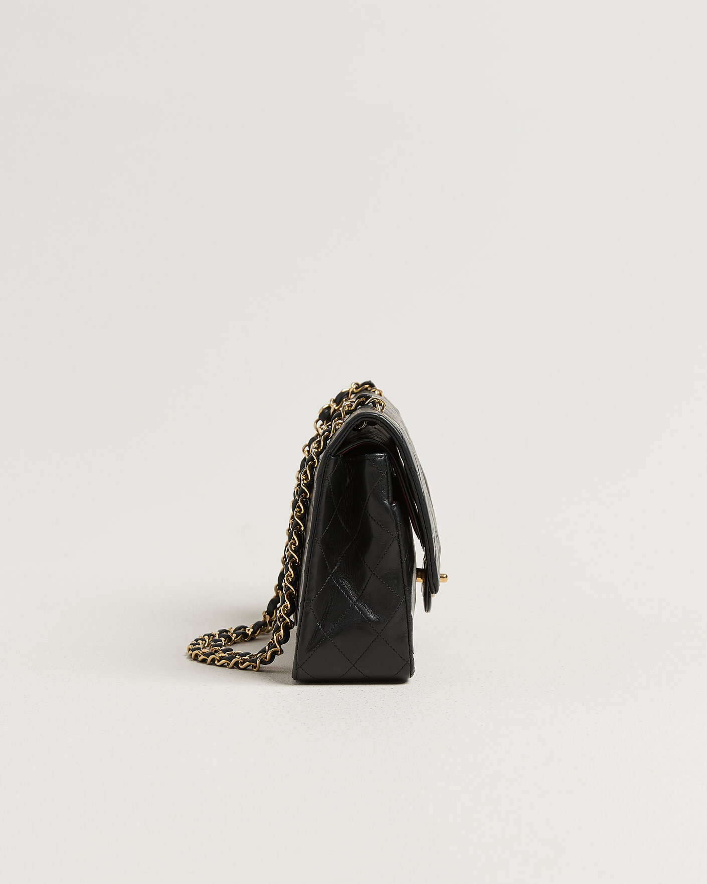 Men | Chanel Pre-Owned Classic Medium Double Flap Bag Lambskin Black | Chanel Pre-Owned | Classic Medium Double Flap Bag Lambskin Black